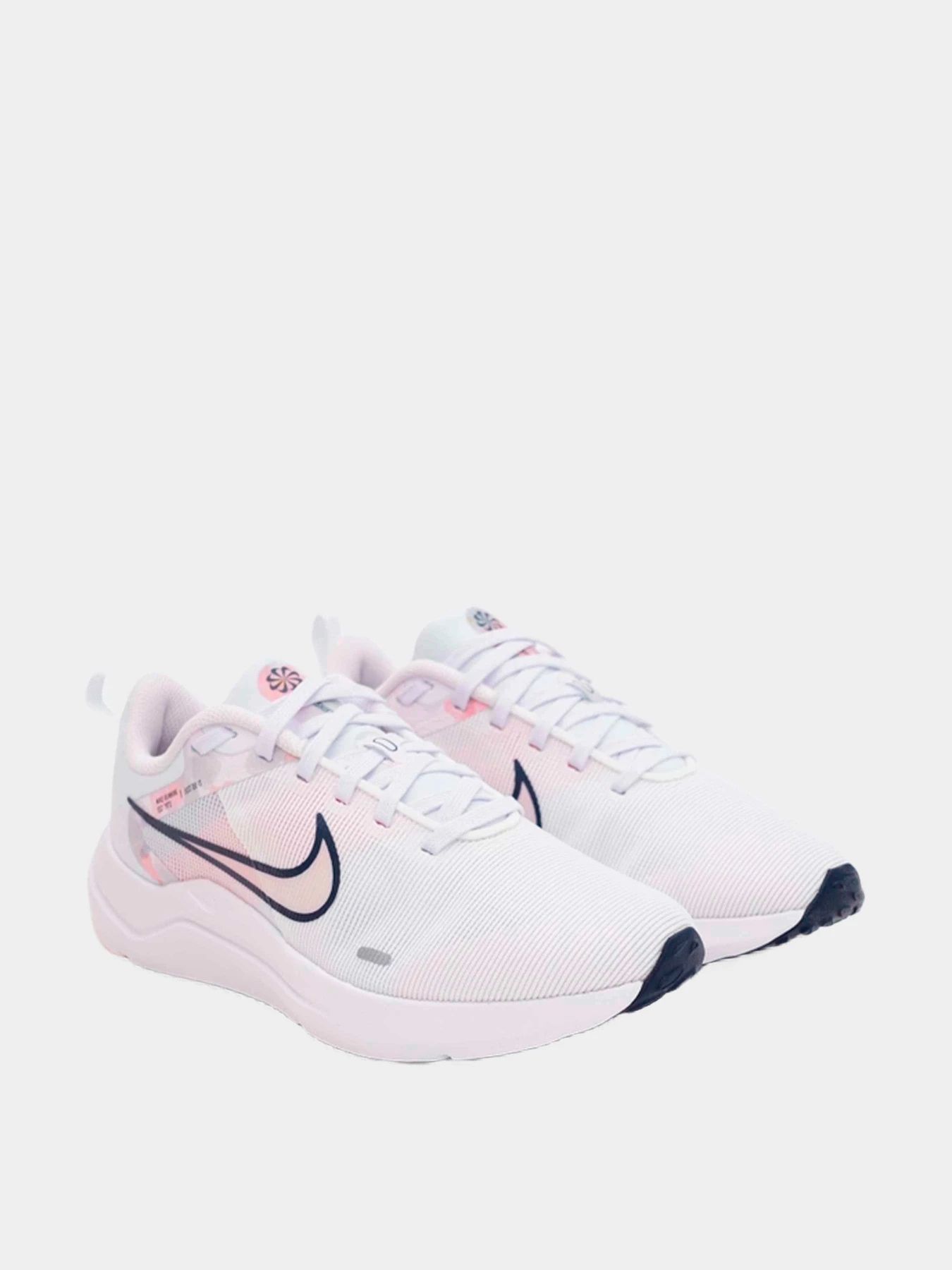 Кроссовки NIKE модель DX7885-100 Кроссовки NIKE модель DX7885-100 Фото