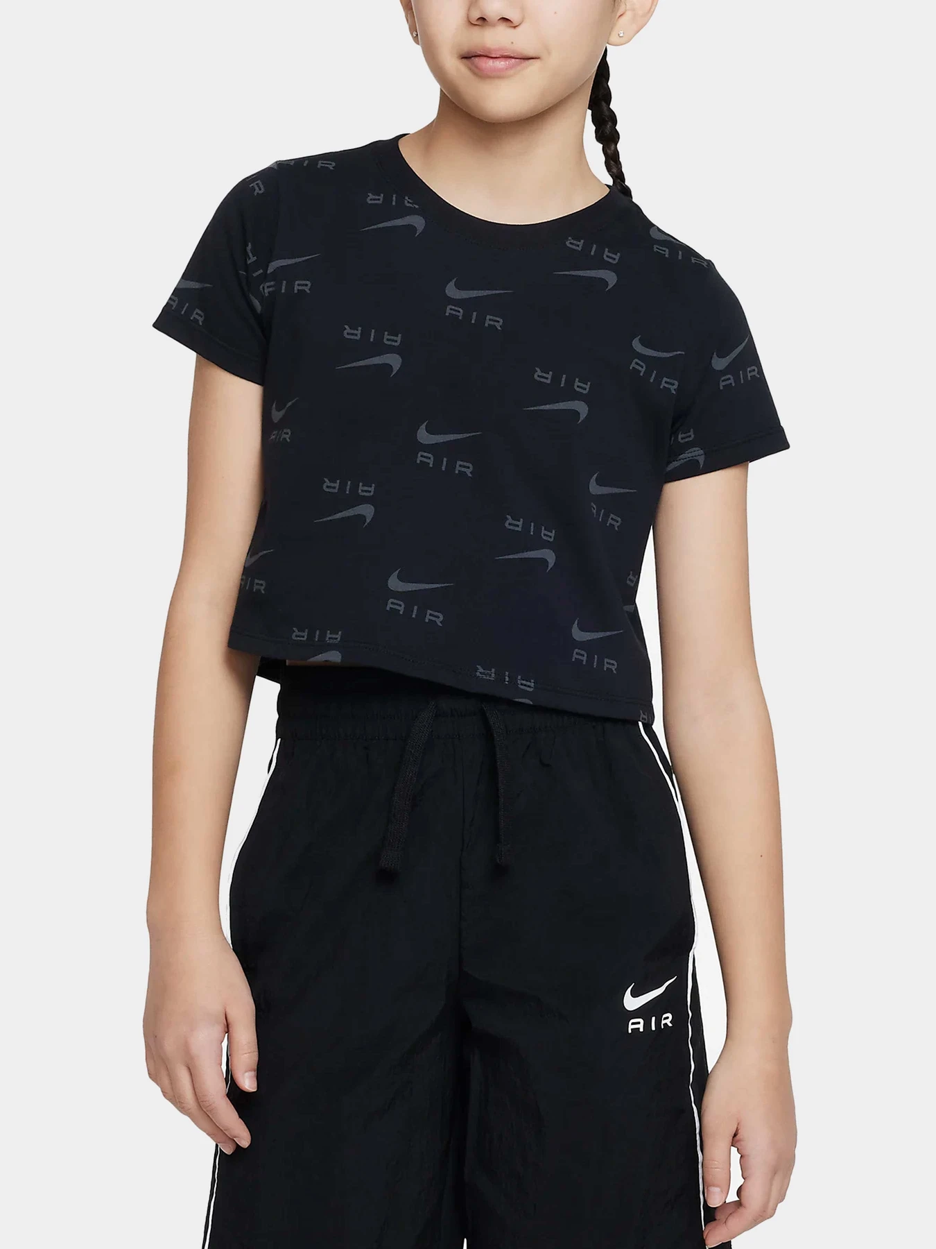 Футболки и поло NIKE модель DZ3582-010 Футболки и поло NIKE модель DZ3582-010 Фото
