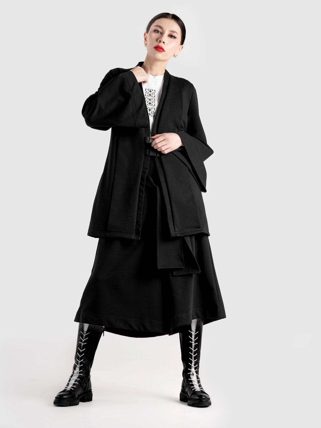 Костюмы BLACKPEPPER. модель 00017AW2023 Фото