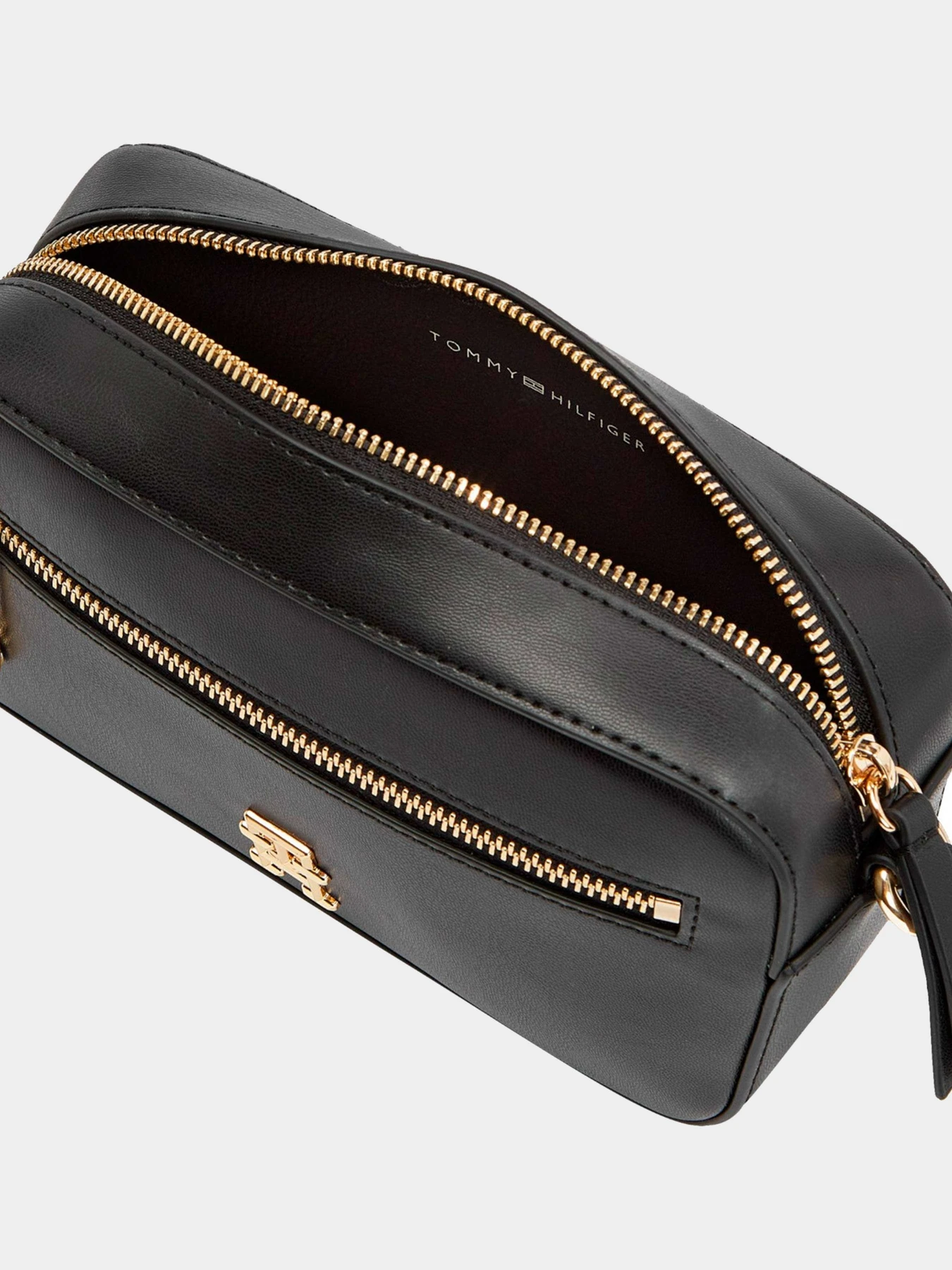 Сумки Tommy Hilfiger модель AW0AW14873-BDS Сумки Tommy Hilfiger модель AW0AW14873-BDS Фото