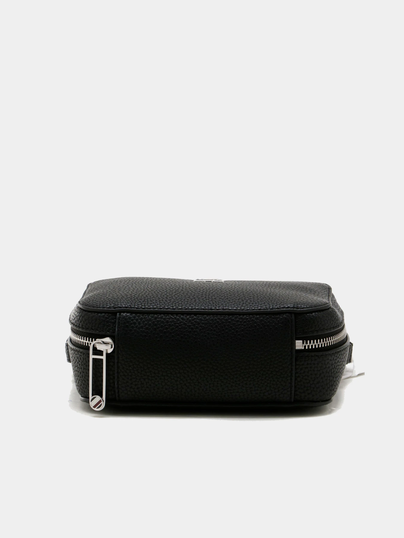 Сумки Tommy Hilfiger модель AW0AW14880-BDS Сумки Tommy Hilfiger модель AW0AW14880-BDS Фото