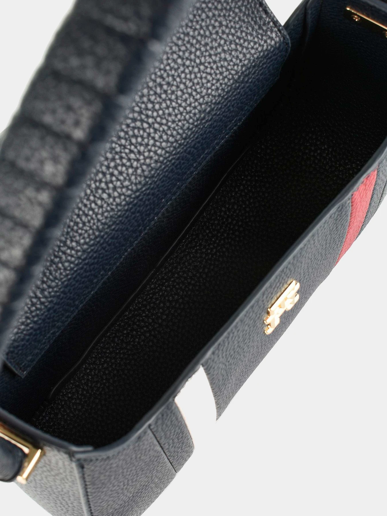 Сумки Tommy Hilfiger модель AW0AW15114-DW6 Сумки Tommy Hilfiger модель AW0AW15114-DW6 Фото