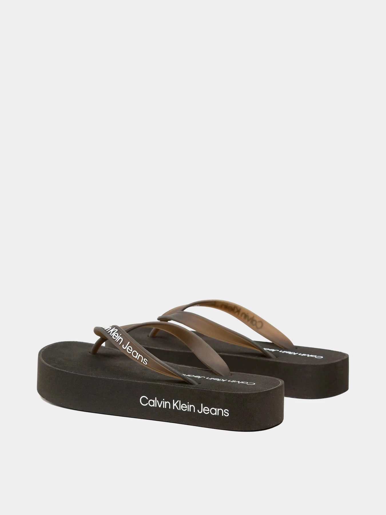 Шлёпанцы Calvin Klein модель YW0YW01092-BEH Шлёпанцы Calvin Klein модель YW0YW01092-BEH Фото