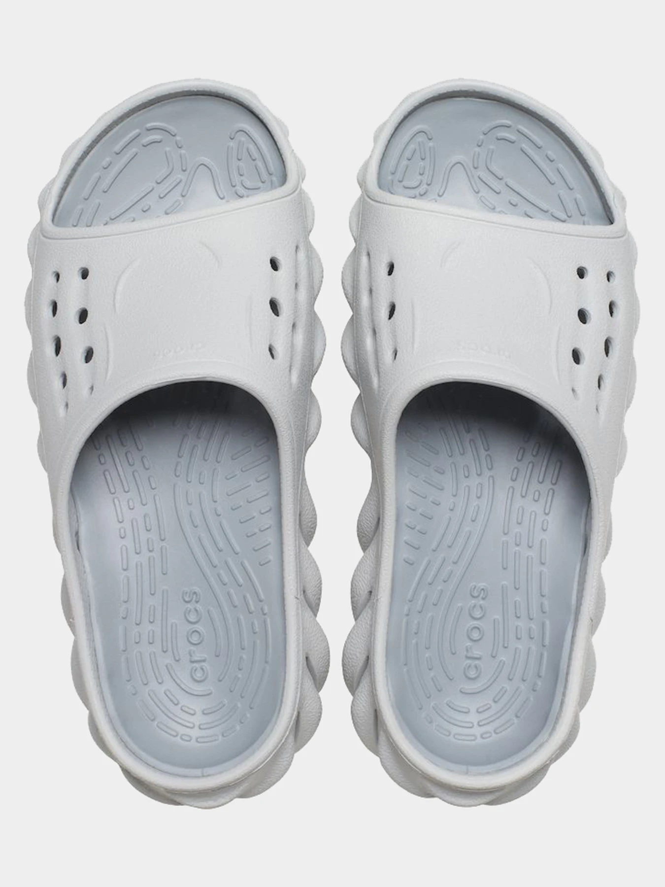 Шлёпанцы Crocs модель 208185-1FT Шлёпанцы Crocs модель 208185-1FT Фото
