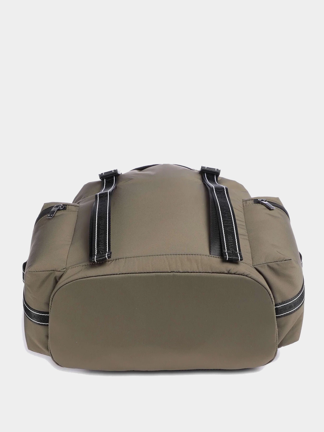 Рюкзаки Armani Exchange модель 952456-3F883-24443 Рюкзаки Armani Exchange модель 952456-3F883-24443 Фото