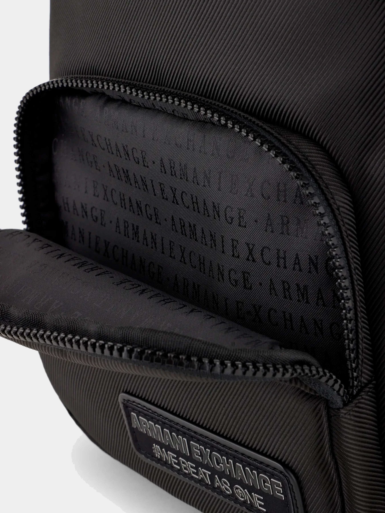 Сумки Armani Exchange модель 952577-3F873-00020 Фото