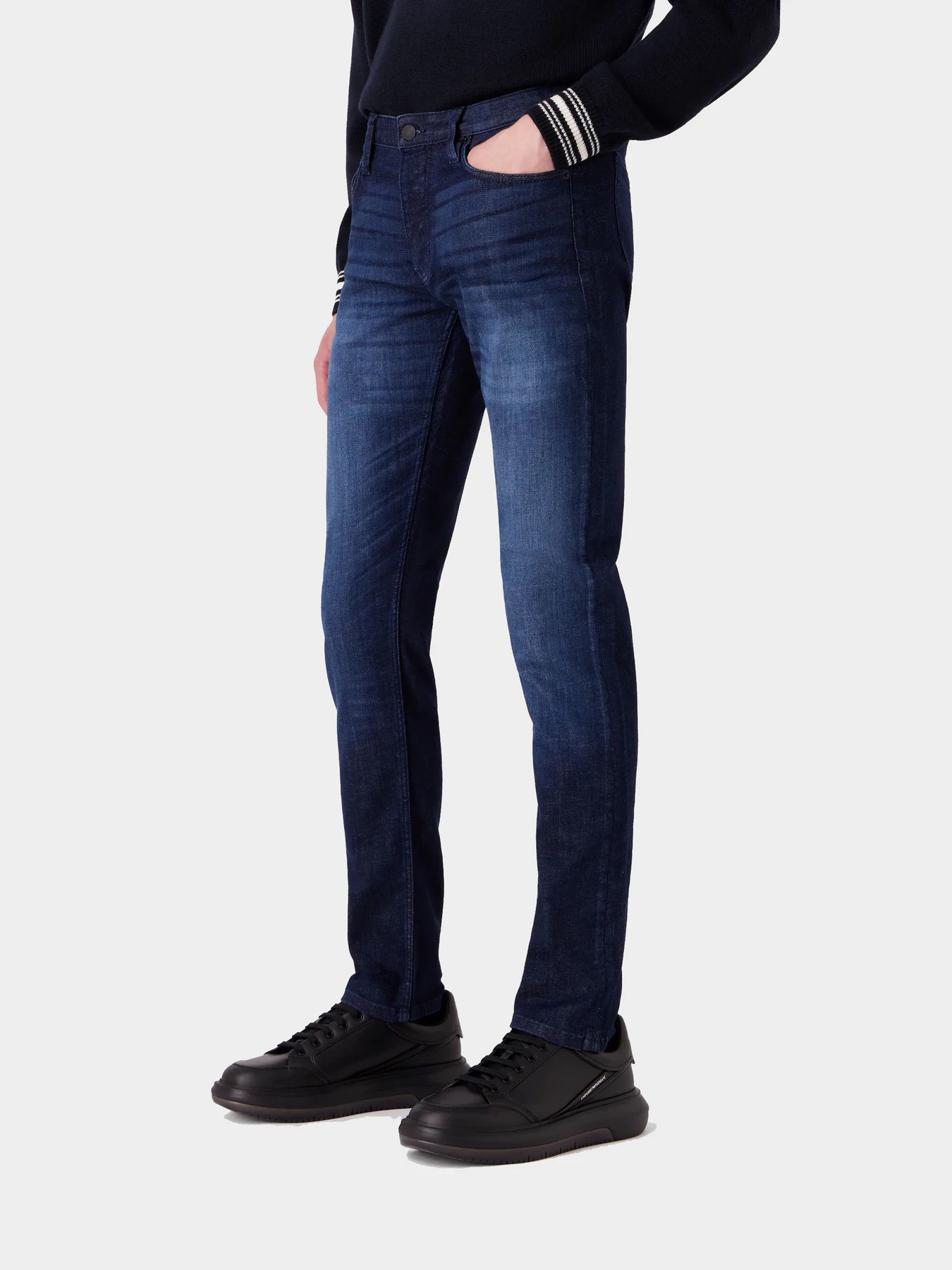 Джинсы Emporio Armani модель 6R1J75-1D09Z-0941 Джинсы Emporio Armani модель 6R1J75-1D09Z-0941 Фото