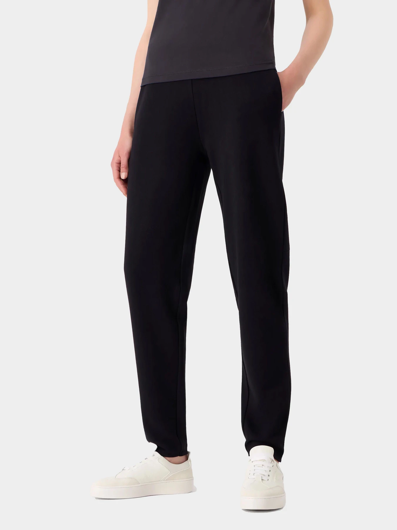 Брюки Emporio Armani модель 6R2P7C-2J49Z-0926 Брюки Emporio Armani модель 6R2P7C-2J49Z-0926 Фото