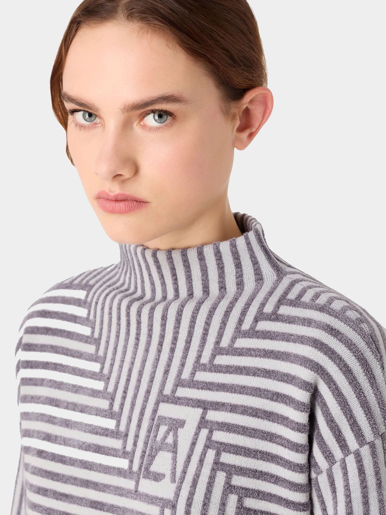 Худи и свитшоты Emporio Armani модель 8N2MYG-2MA2Z-0605 Фото