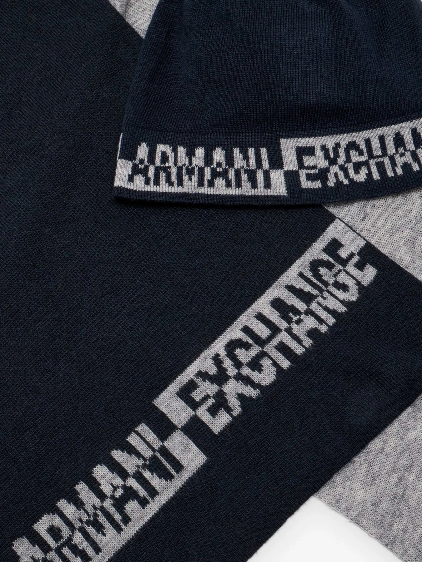 Шапки и кепки Armani Exchange модель 954651-CC313-00035 Шапки и кепки Armani Exchange модель 954651-CC313-00035 Фото