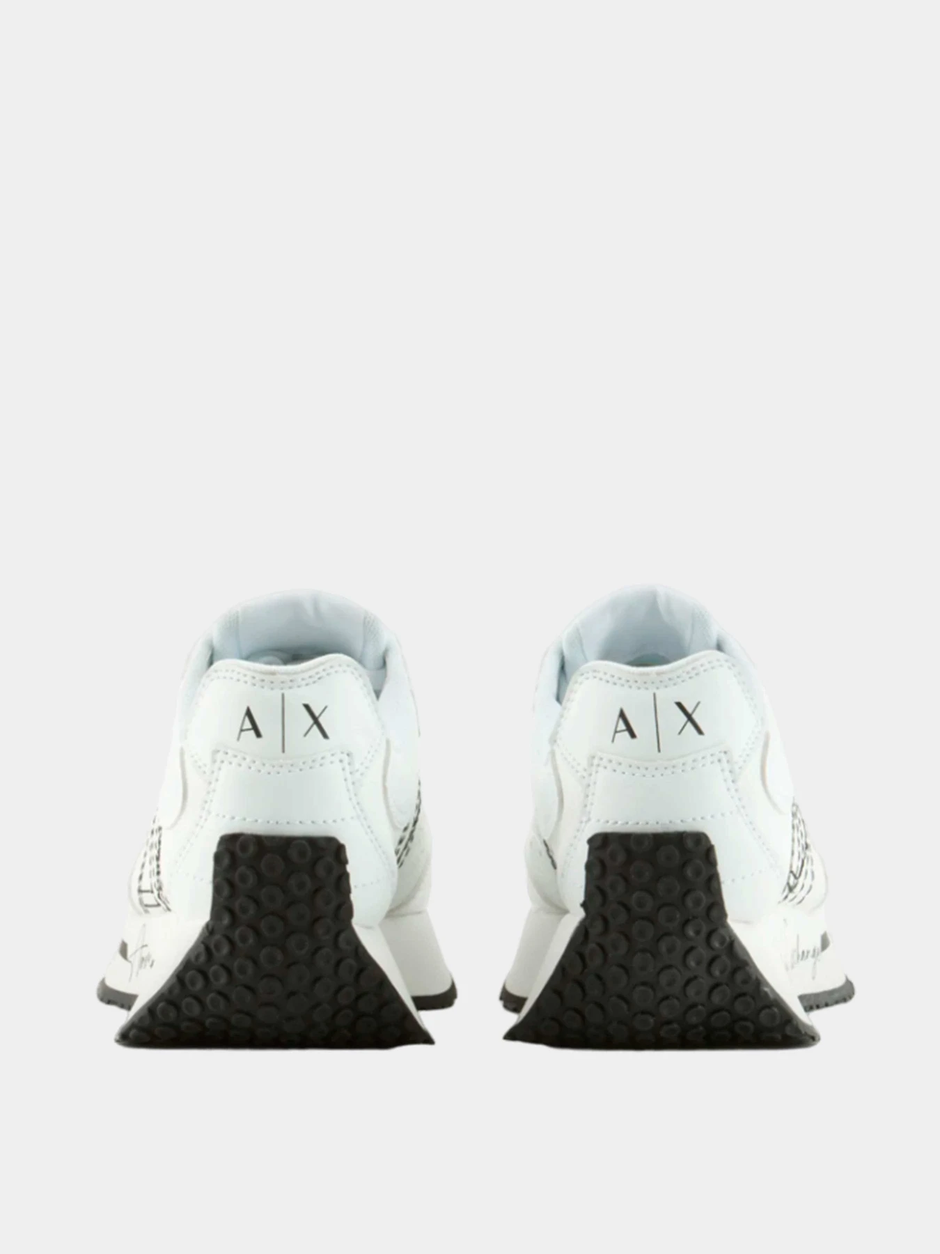 Кроссовки Armani Exchange модель XDX121-XV735-K626 Кроссовки Armani Exchange модель XDX121-XV735-K626 Фото