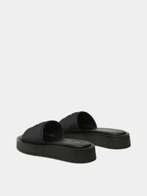 Шлёпанцы Calvin Klein модель HW0HW01488-0GN Фото