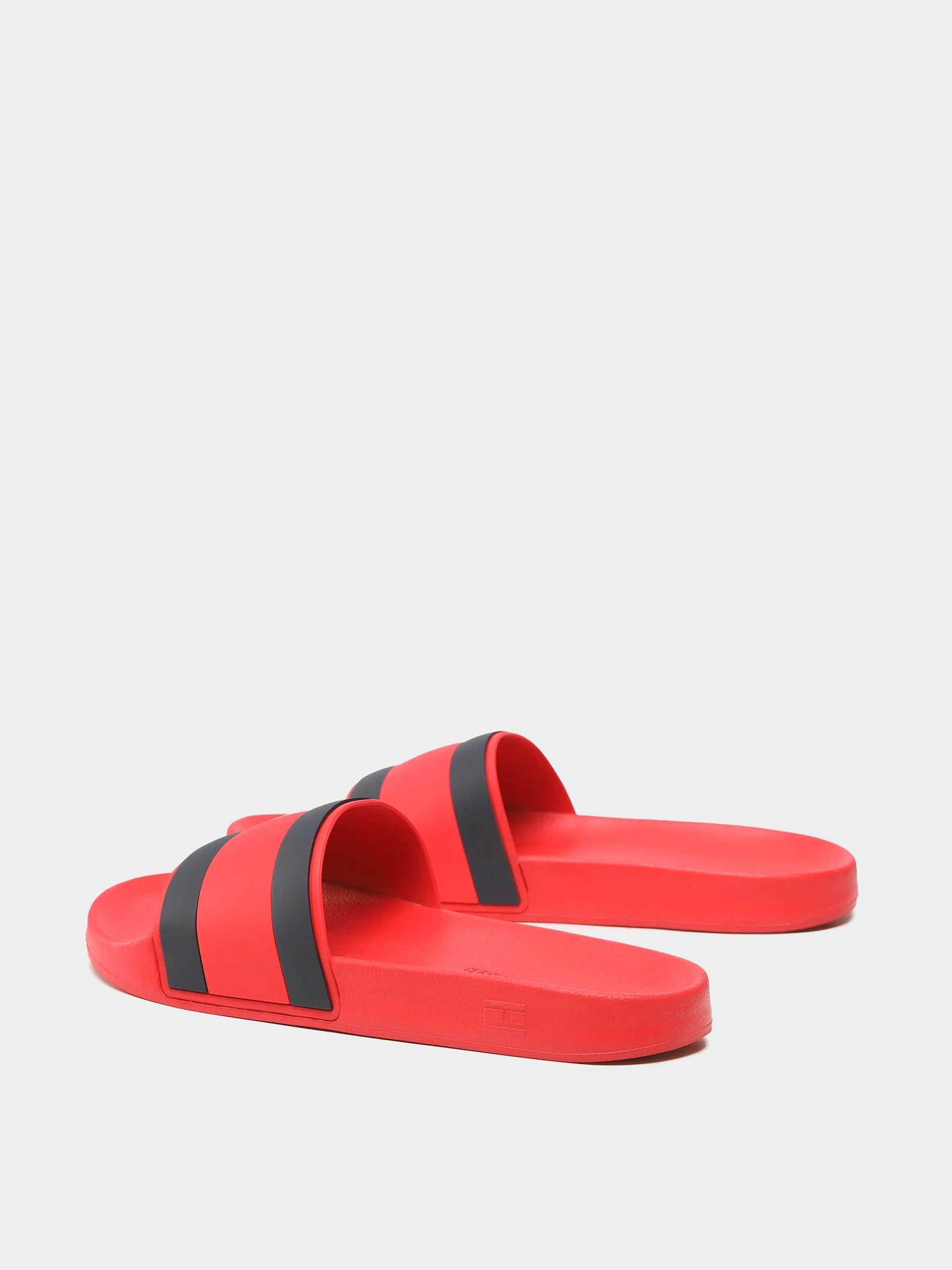 Шлёпанцы Tommy Hilfiger модель FM0FM04263-XLG Фото