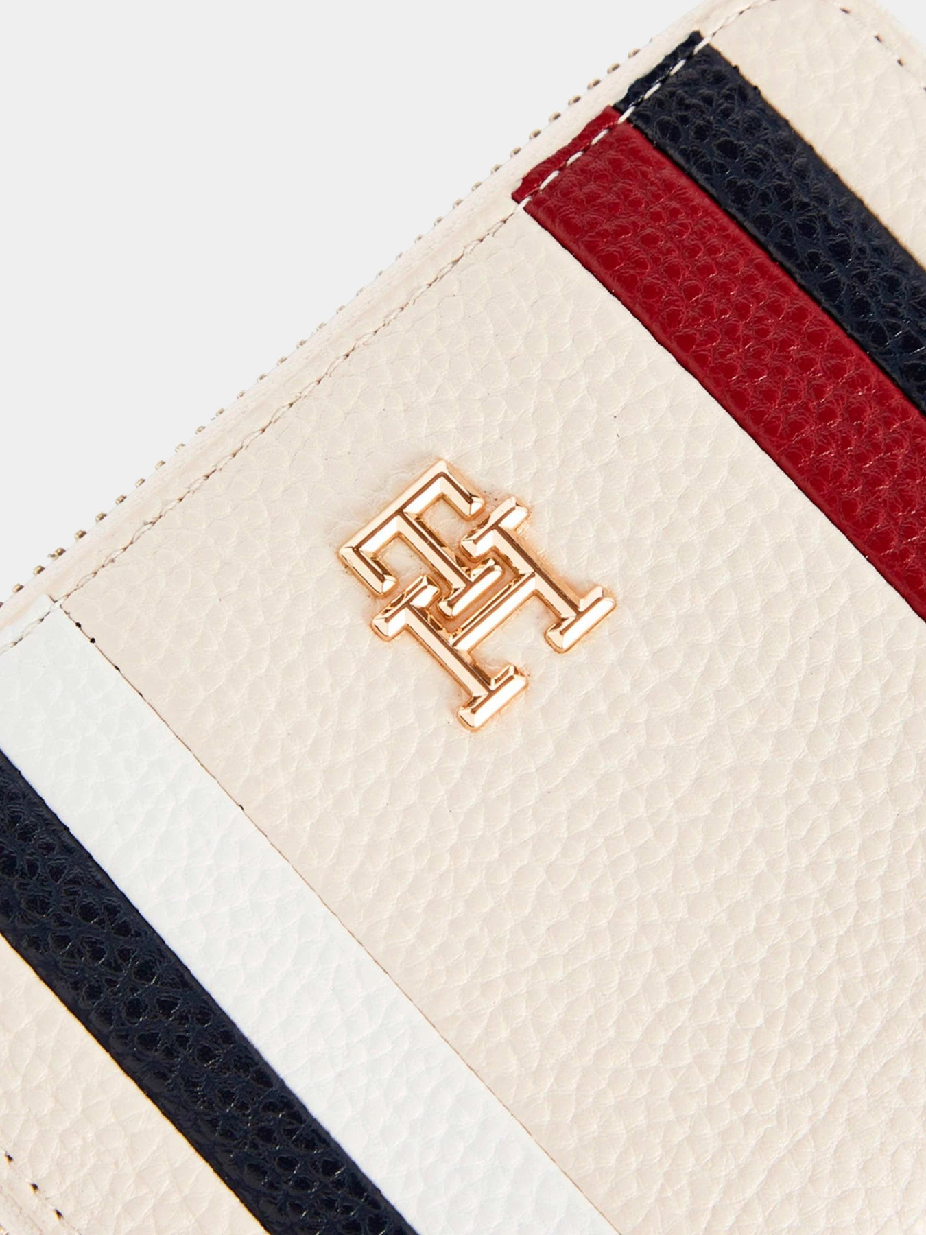 Кошельки Tommy Hilfiger модель AW0AW15118-AA8 Кошельки Tommy Hilfiger модель AW0AW15118-AA8 Фото