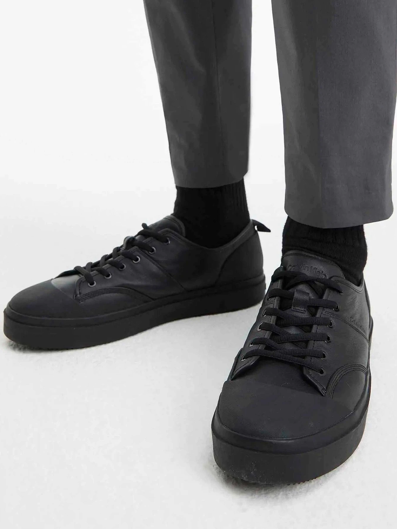 Кеды Calvin Klein модель HM0HM01045-0GJ Кеды Calvin Klein модель HM0HM01045-0GJ Фото