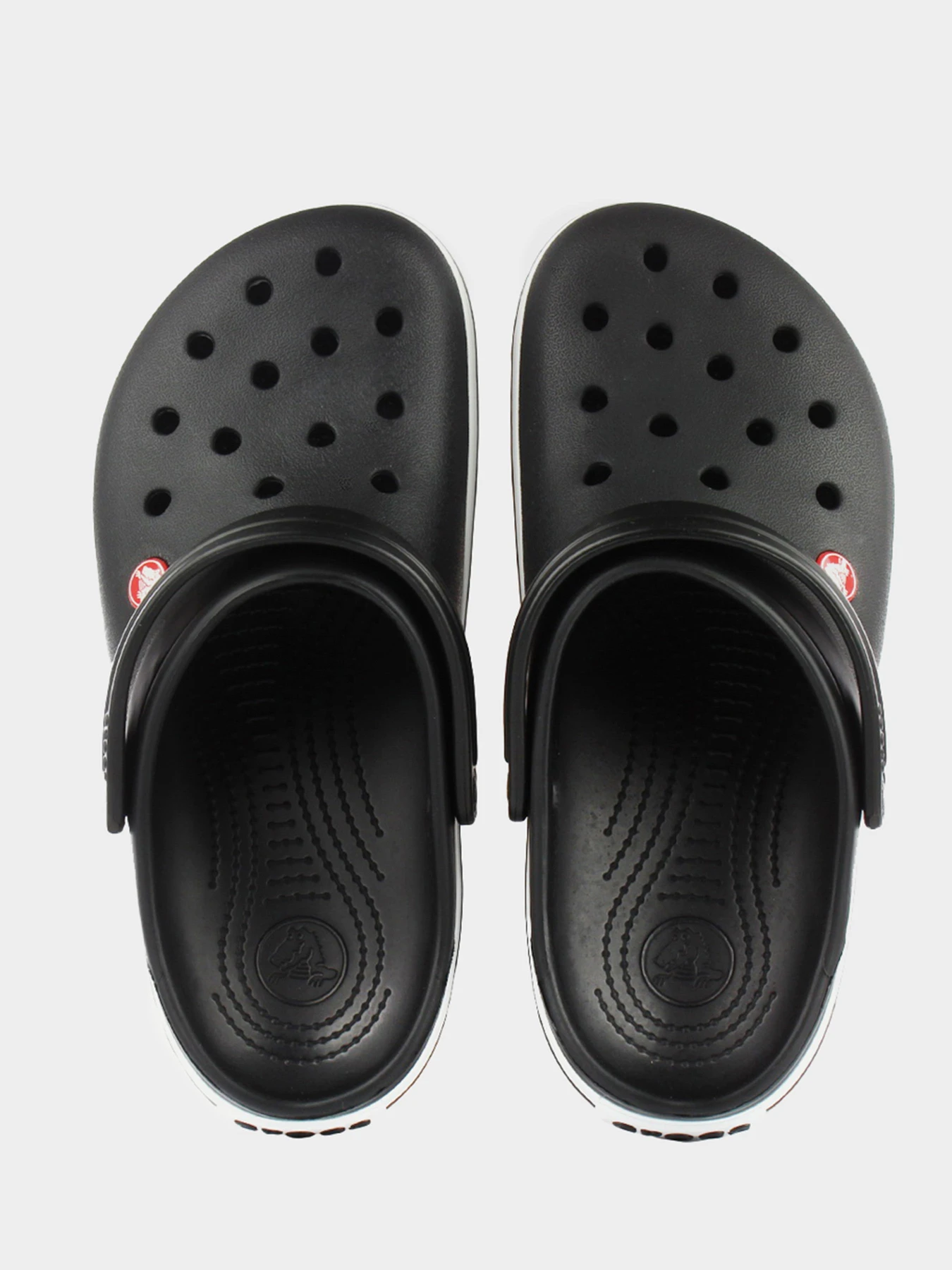 Шлёпанцы Crocs модель 11016-001 Шлёпанцы Crocs модель 11016-001 Фото