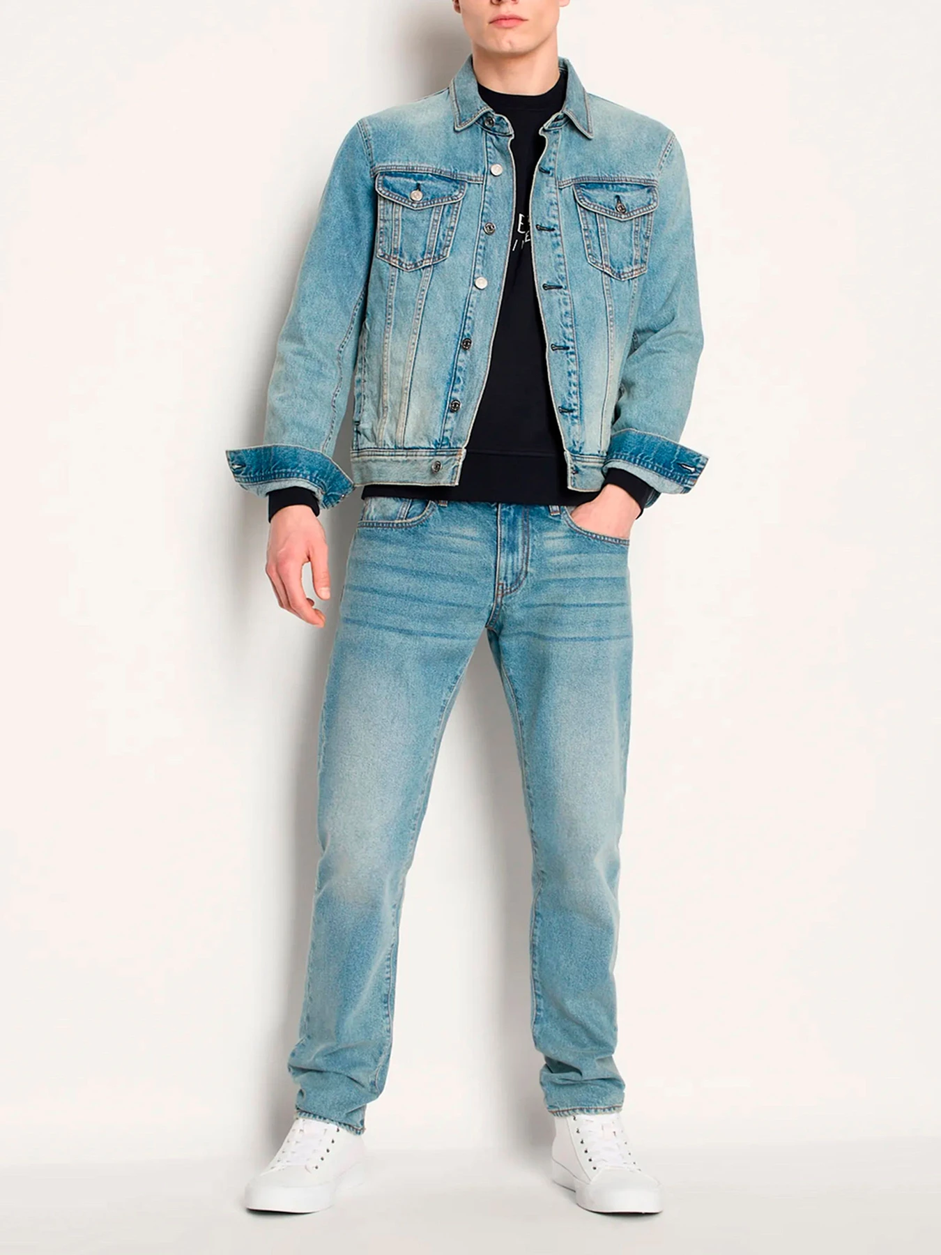 Худи и свитшоты Armani Exchange модель 8NZM88-ZJKRZ-1510 Худи и свитшоты Armani Exchange модель 8NZM88-ZJKRZ-1510 Фото