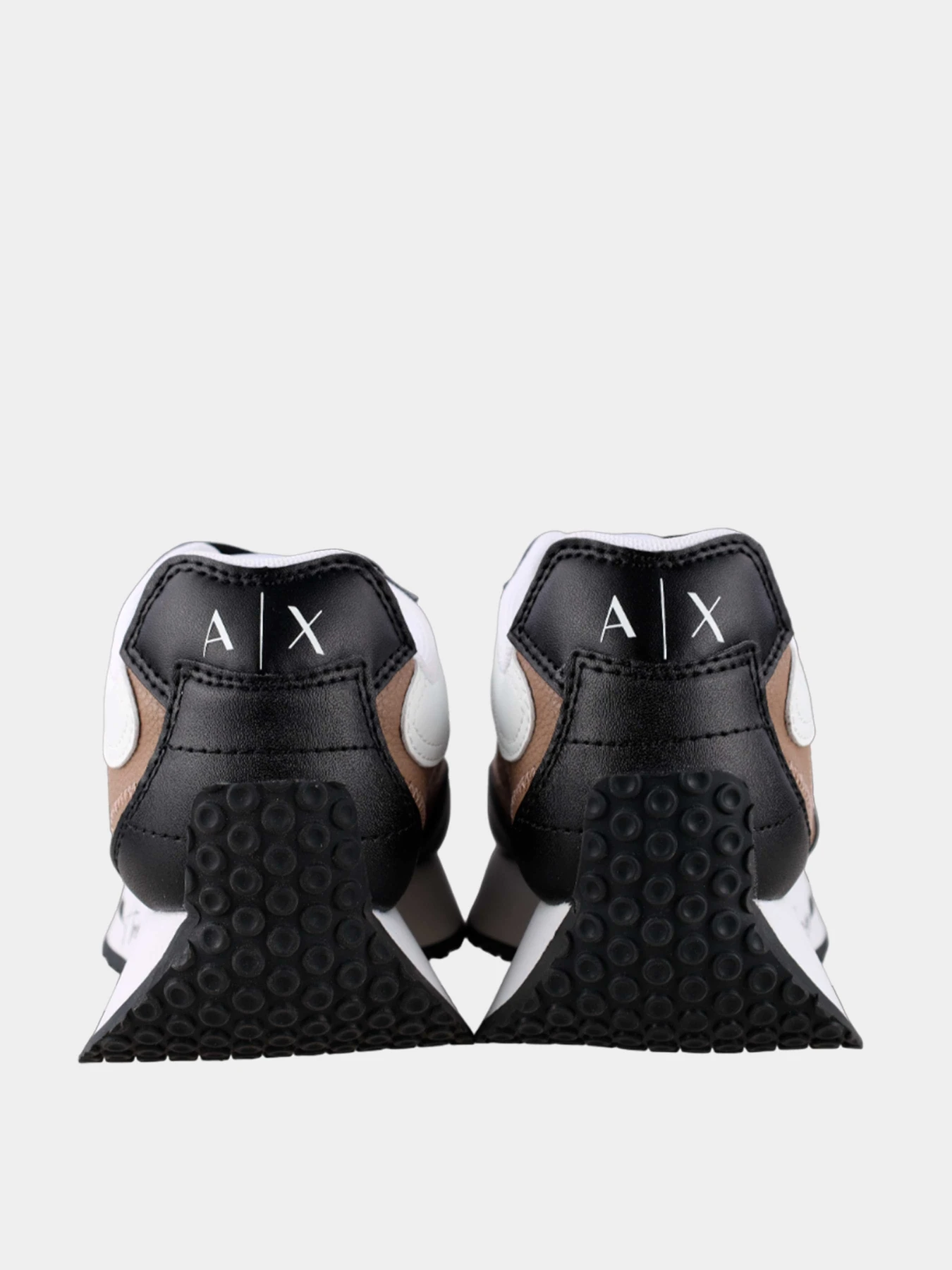 Кроссовки Armani Exchange модель XDX121-XV735-S938 Кроссовки Armani Exchange модель XDX121-XV735-S938 Фото