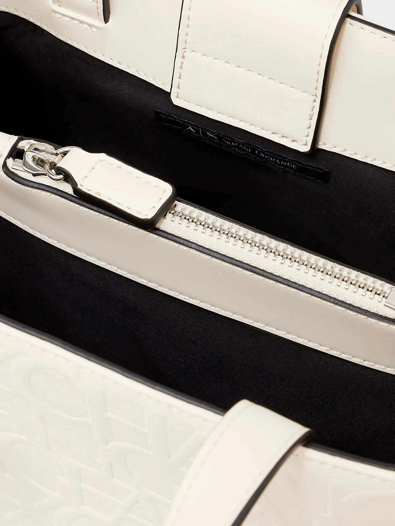 Сумки Armani Exchange модель 942647-CC793-00010 Сумки Armani Exchange модель 942647-CC793-00010 Фото