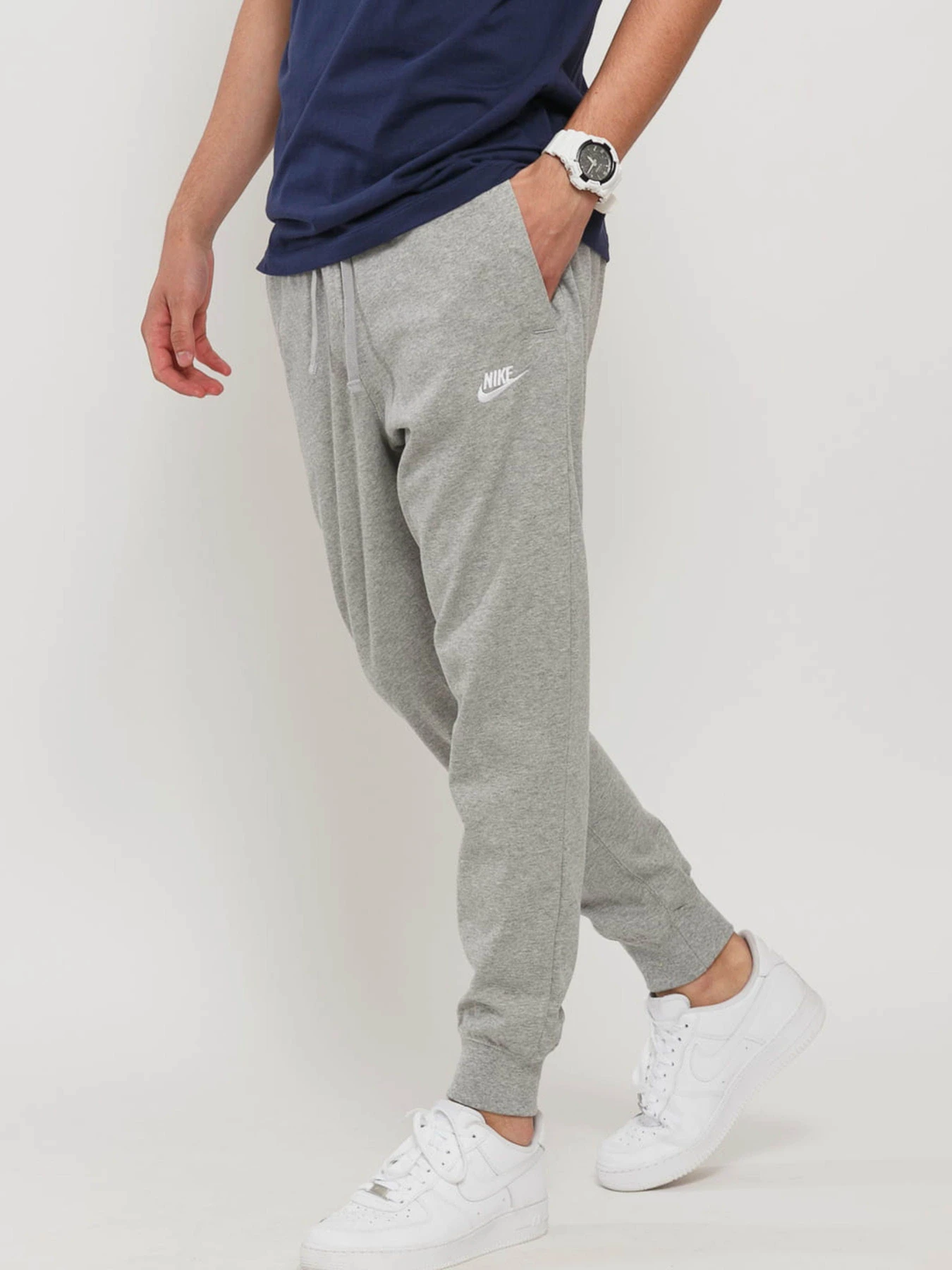 Брюки NIKE модель BV2762-063 Брюки NIKE модель BV2762-063 Фото