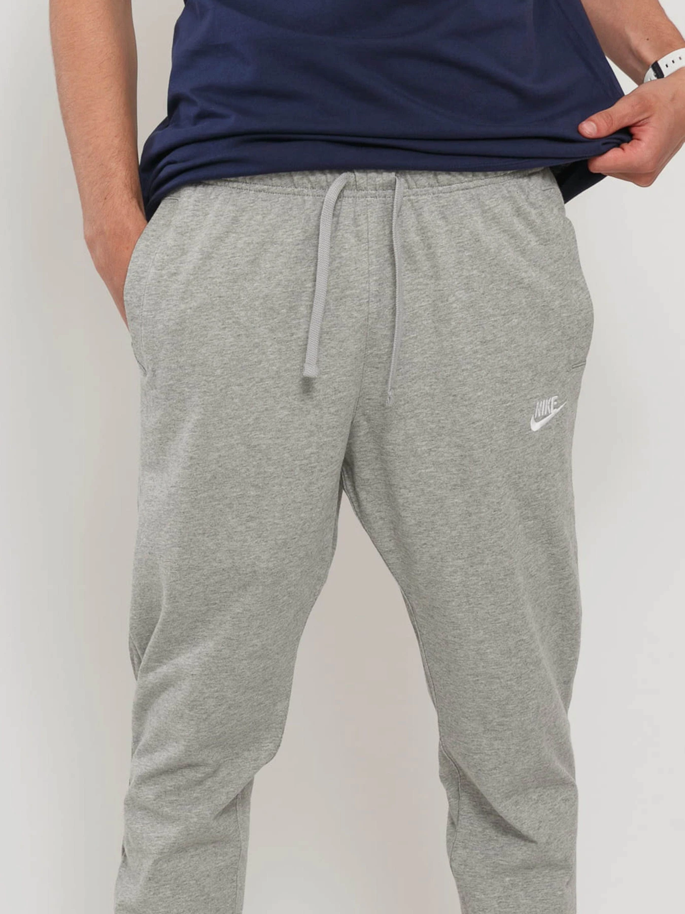 Брюки NIKE модель BV2762-063 Брюки NIKE модель BV2762-063 Фото