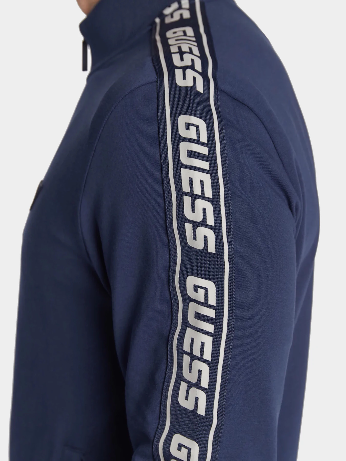 Худи и свитшоты GUESS модель Z2YQ12-K6ZS1-G7R1 Худи и свитшоты GUESS модель Z2YQ12-K6ZS1-G7R1 Фото