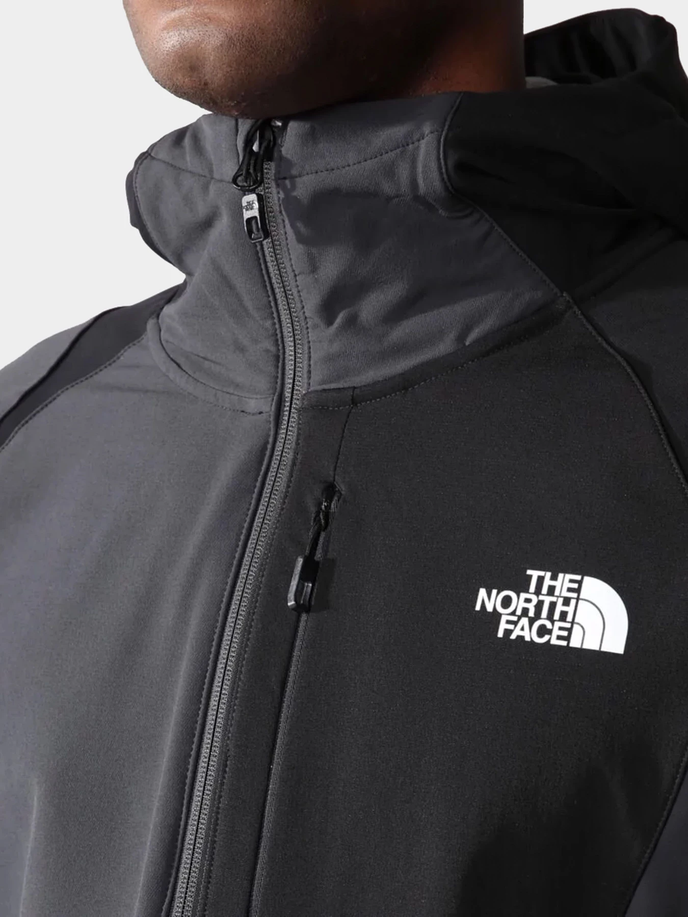 Куртки и дубленки The North Face модель NF0A7ZF5TLY1 Куртки и дубленки The North Face модель NF0A7ZF5TLY1 Фото