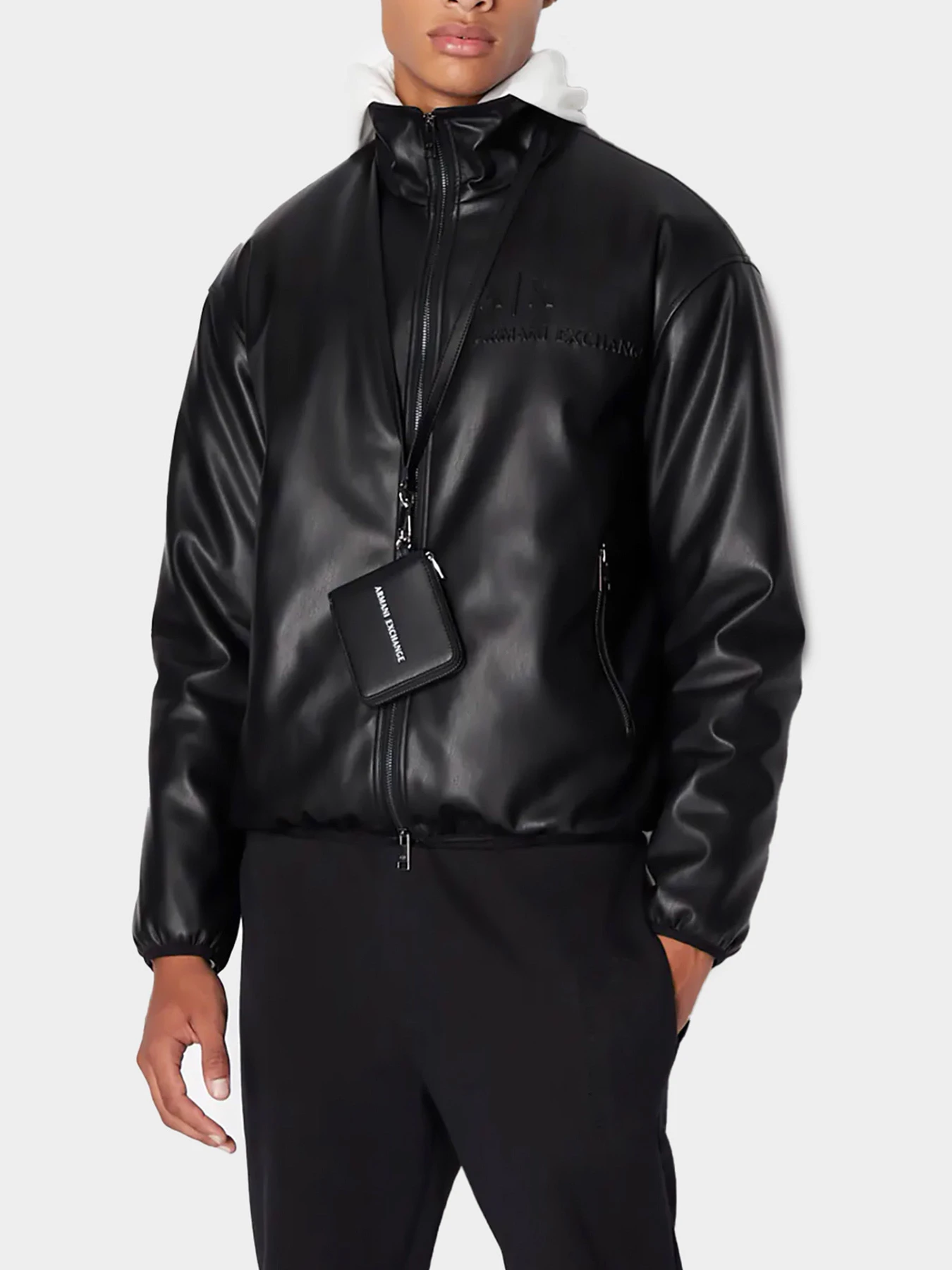 Куртки и дубленки Armani Exchange модель 6RZB17-ZE1CZ-1200 Куртки и дубленки Armani Exchange модель 6RZB17-ZE1CZ-1200 Фото