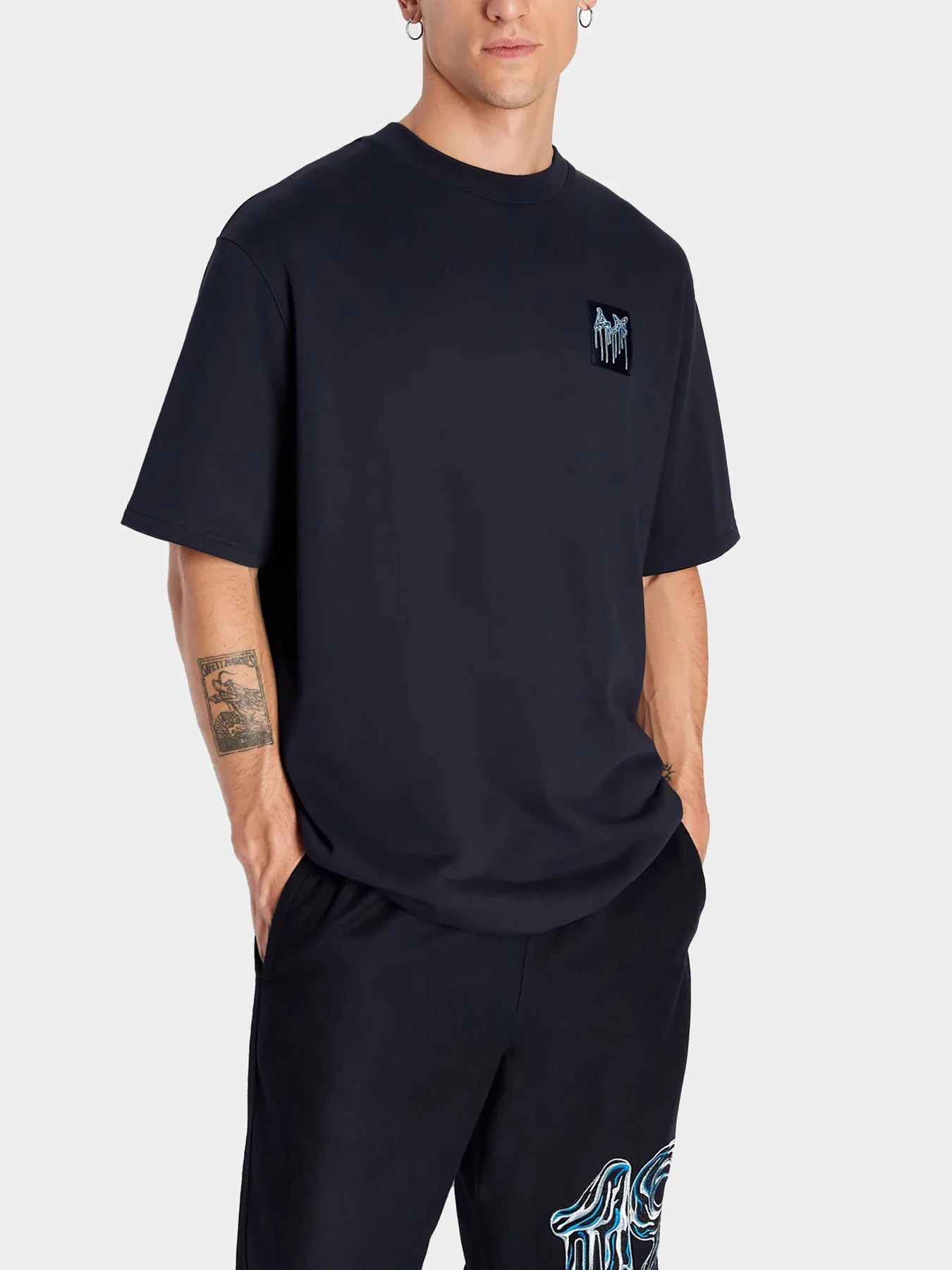 Футболки и поло Armani Exchange модель 6RZMHY-ZJDMZ-1510 Футболки и поло Armani Exchange модель 6RZMHY-ZJDMZ-1510 Фото
