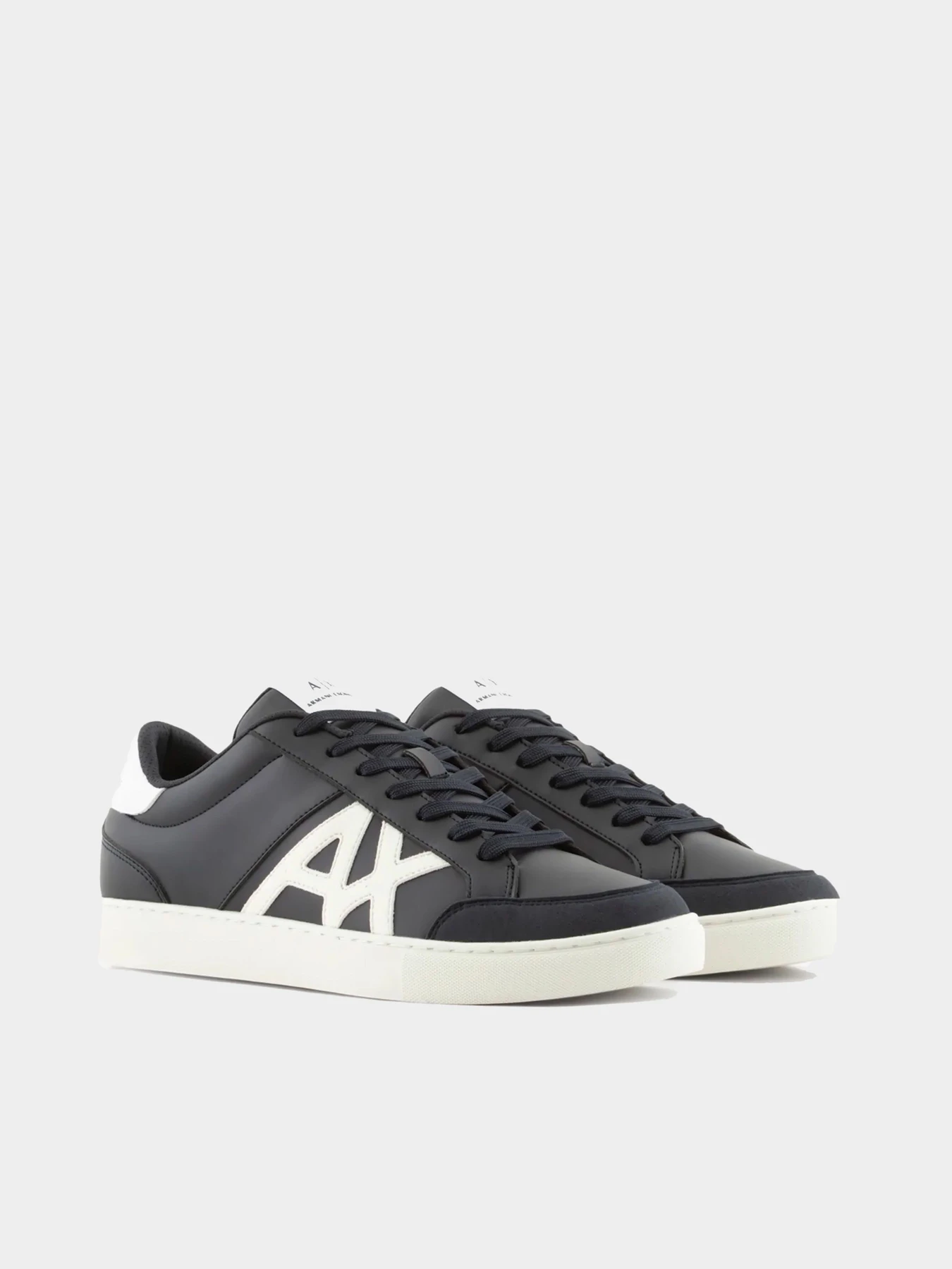 Кеды Armani Exchange модель XUX176-XV760-T035 Кеды Armani Exchange модель XUX176-XV760-T035 Фото