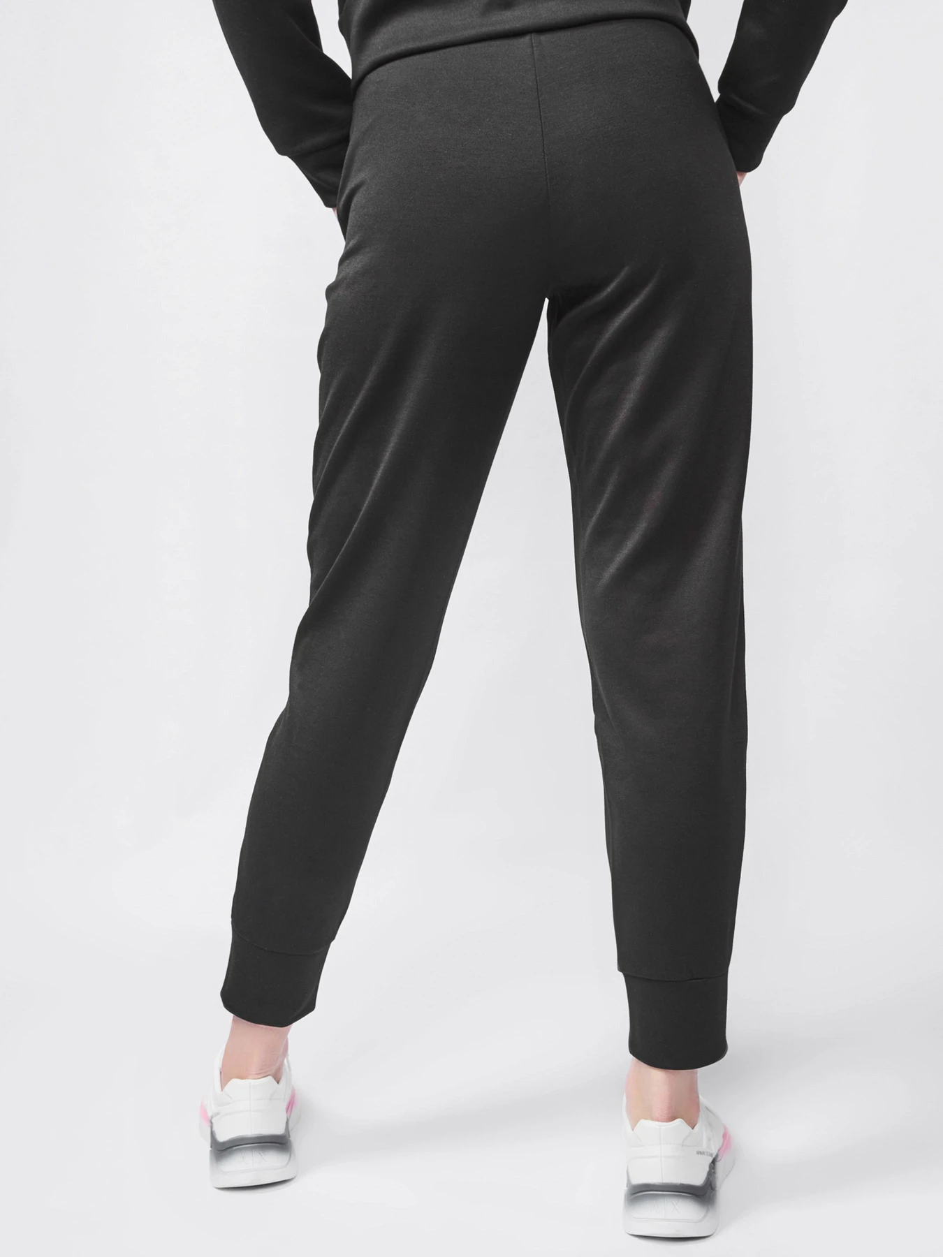 Брюки Armani Exchange модель 8NYP74-Y9L7Z-1200 Брюки Armani Exchange модель 8NYP74-Y9L7Z-1200 Фото