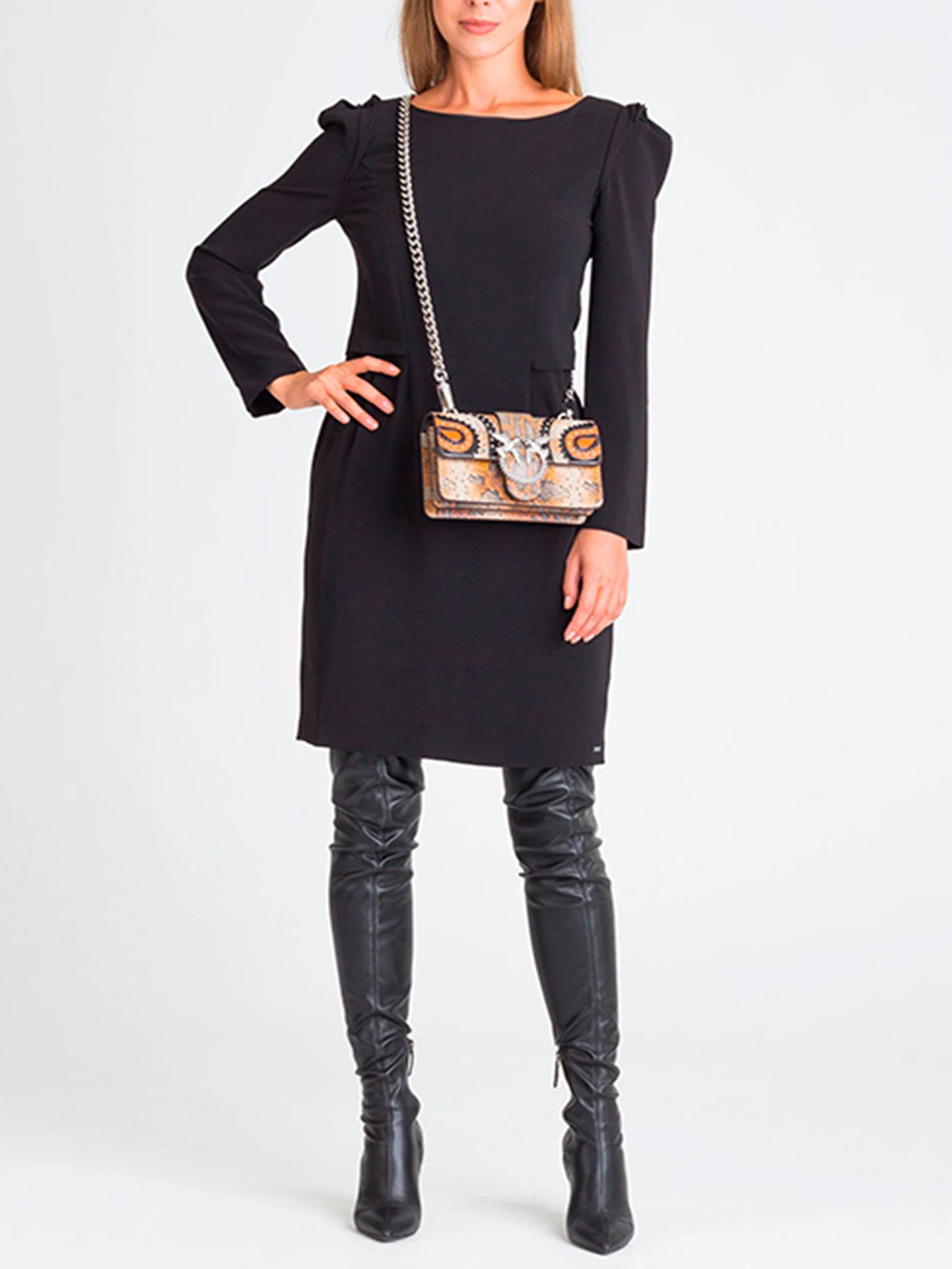 Платья Armani Exchange модель 6ZYA06-YNDUZ-1200 Платья Armani Exchange модель 6ZYA06-YNDUZ-1200 Фото