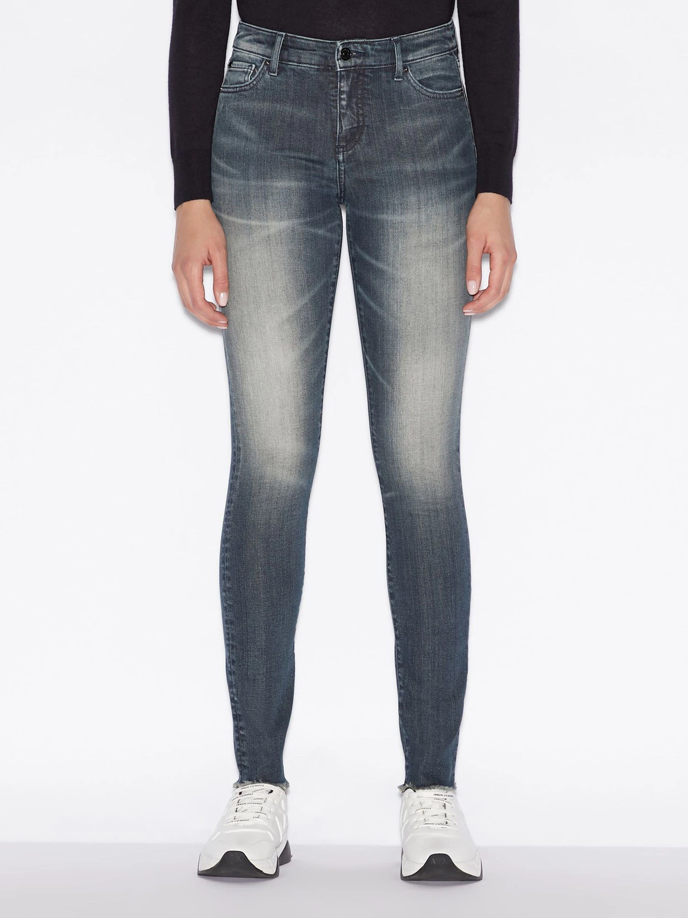 Джинсы Armani Exchange модель 6GYJ01-Y2MKZ-1500 Джинсы Armani Exchange модель 6GYJ01-Y2MKZ-1500 Фото