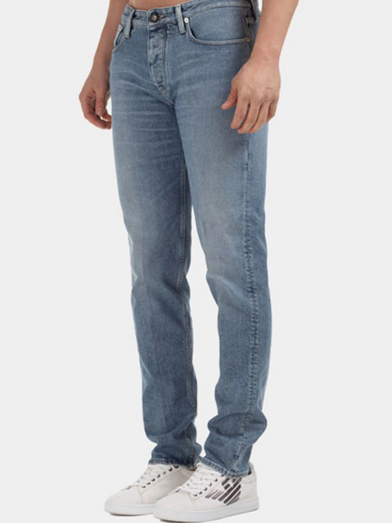 Джинсы Emporio Armani модель 3H1J75-1DE2Z-0943 Джинсы Emporio Armani модель 3H1J75-1DE2Z-0943 Фото
