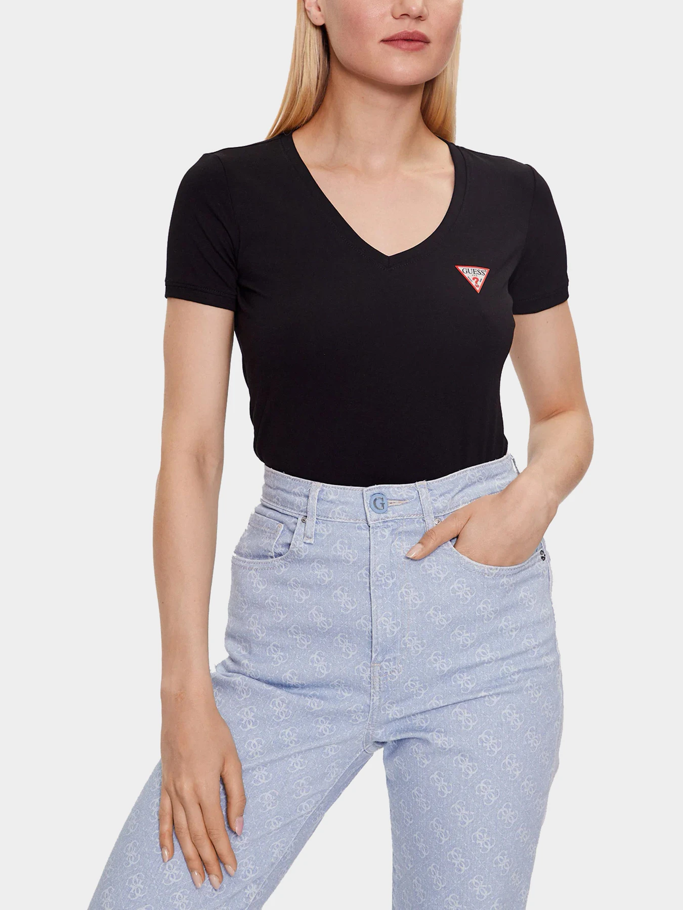 Футболки и поло GUESS модель W2YI45-J1314-JBLK Футболки и поло GUESS модель W2YI45-J1314-JBLK Фото