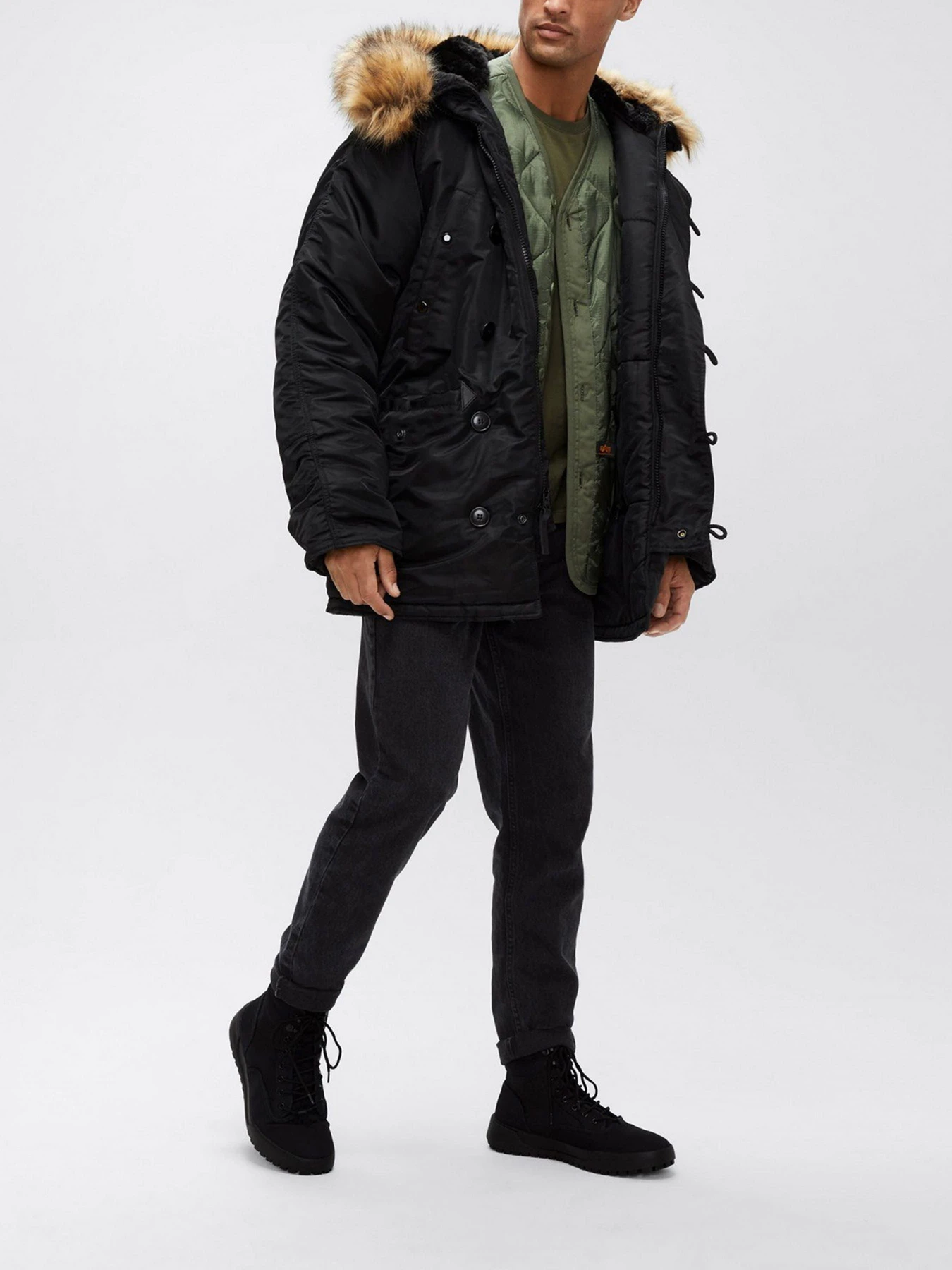Куртки и дубленки Alpha Industries модель MJN31000C1_001 Фото
