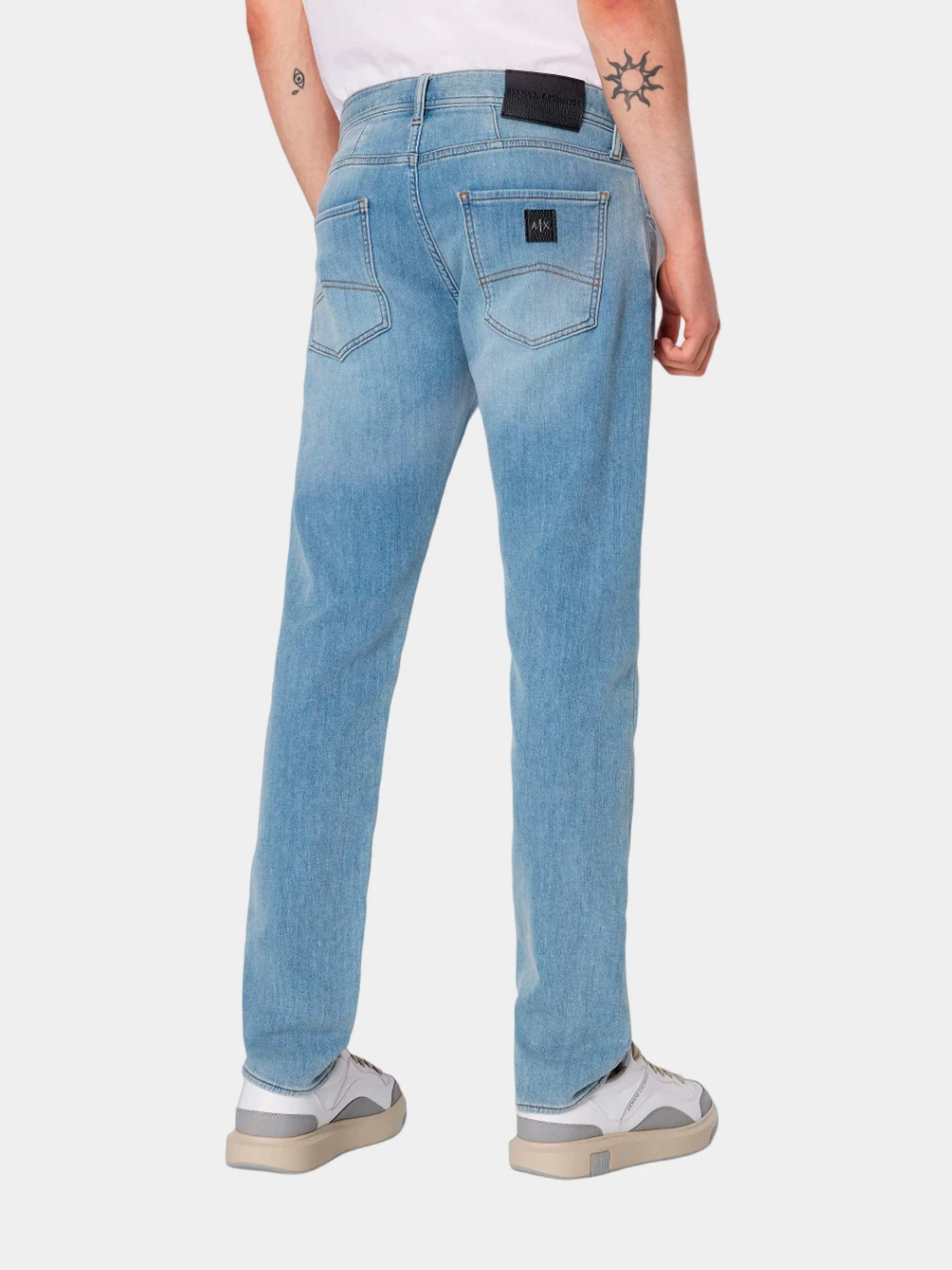 Джинсы Armani Exchange модель 6RZJ13-Z1TTZ-25EU Джинсы Armani Exchange модель 6RZJ13-Z1TTZ-25EU Фото