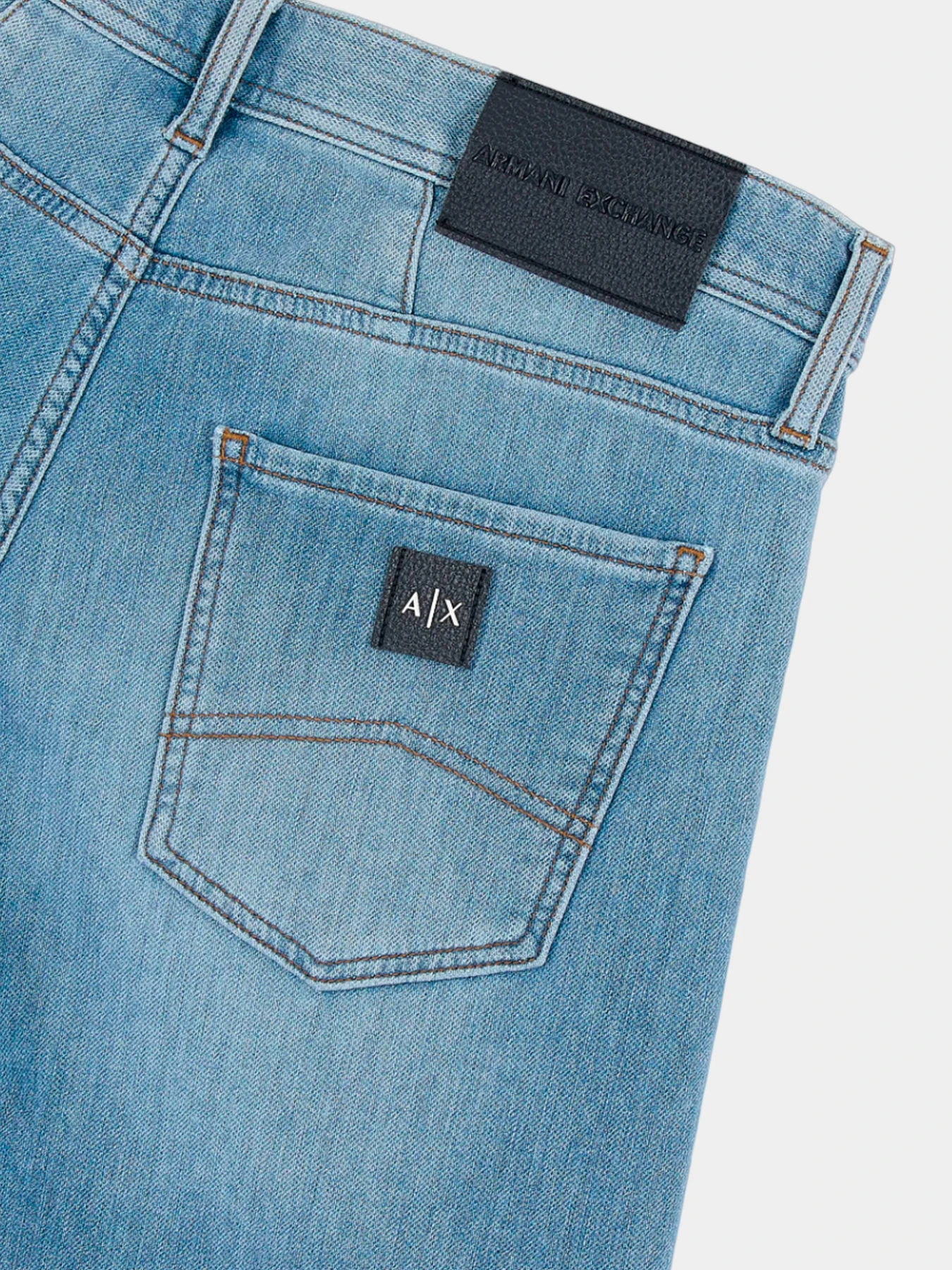 Джинсы Armani Exchange модель 6RZJ13-Z1TTZ-25EU Джинсы Armani Exchange модель 6RZJ13-Z1TTZ-25EU Фото