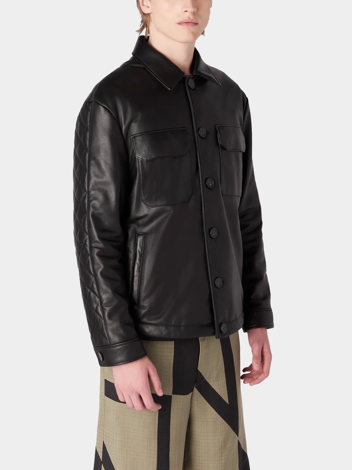 Куртки и дубленки Emporio Armani модель H41R80-E1P80-999 Куртки и дубленки Emporio Armani модель H41R80-E1P80-999 Фото