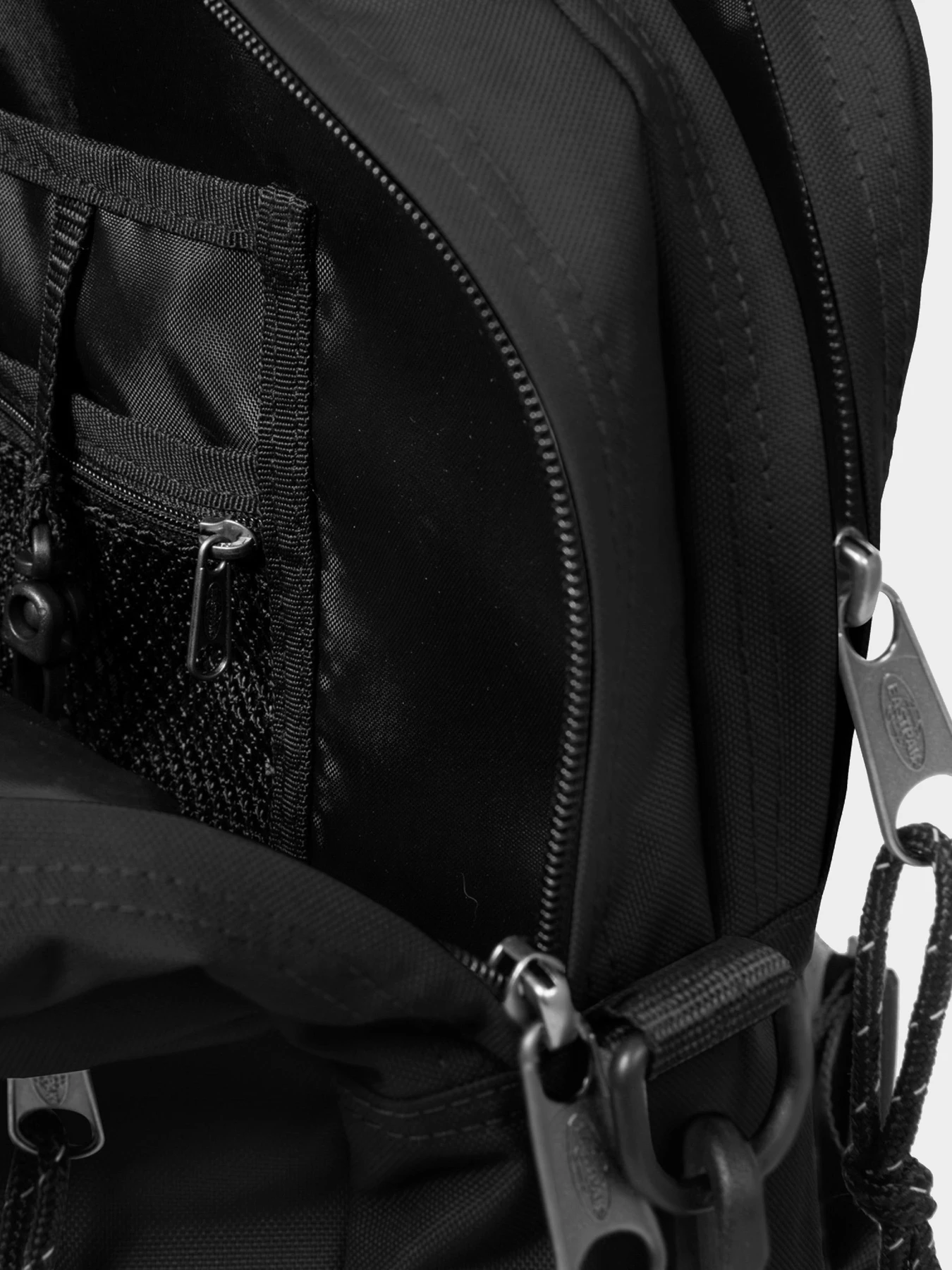 Сумки EastPak модель EK00034D0081 Сумки EastPak модель EK00034D0081 Фото