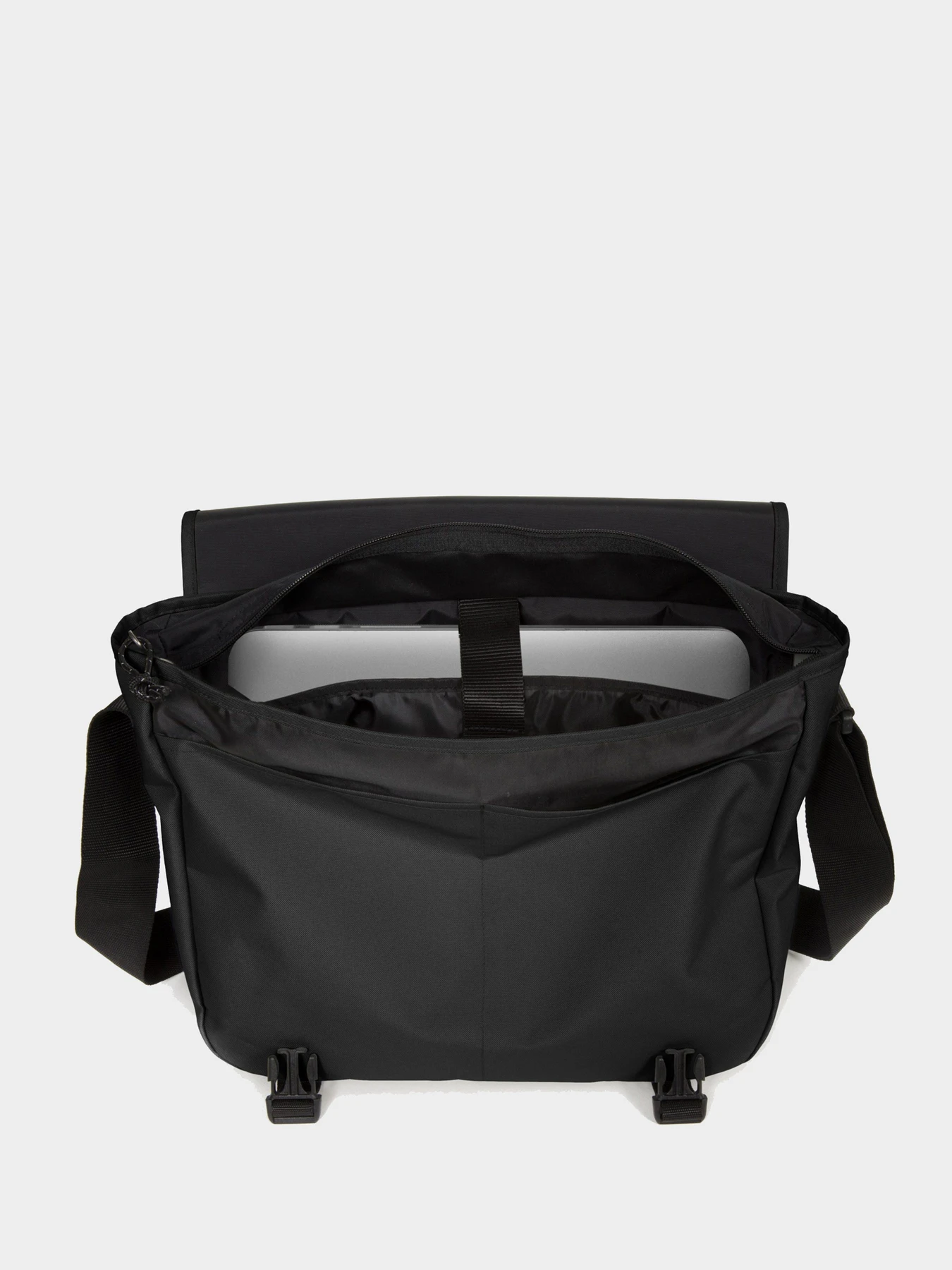 Сумки EastPak модель EK00026E0081 Сумки EastPak модель EK00026E0081 Фото