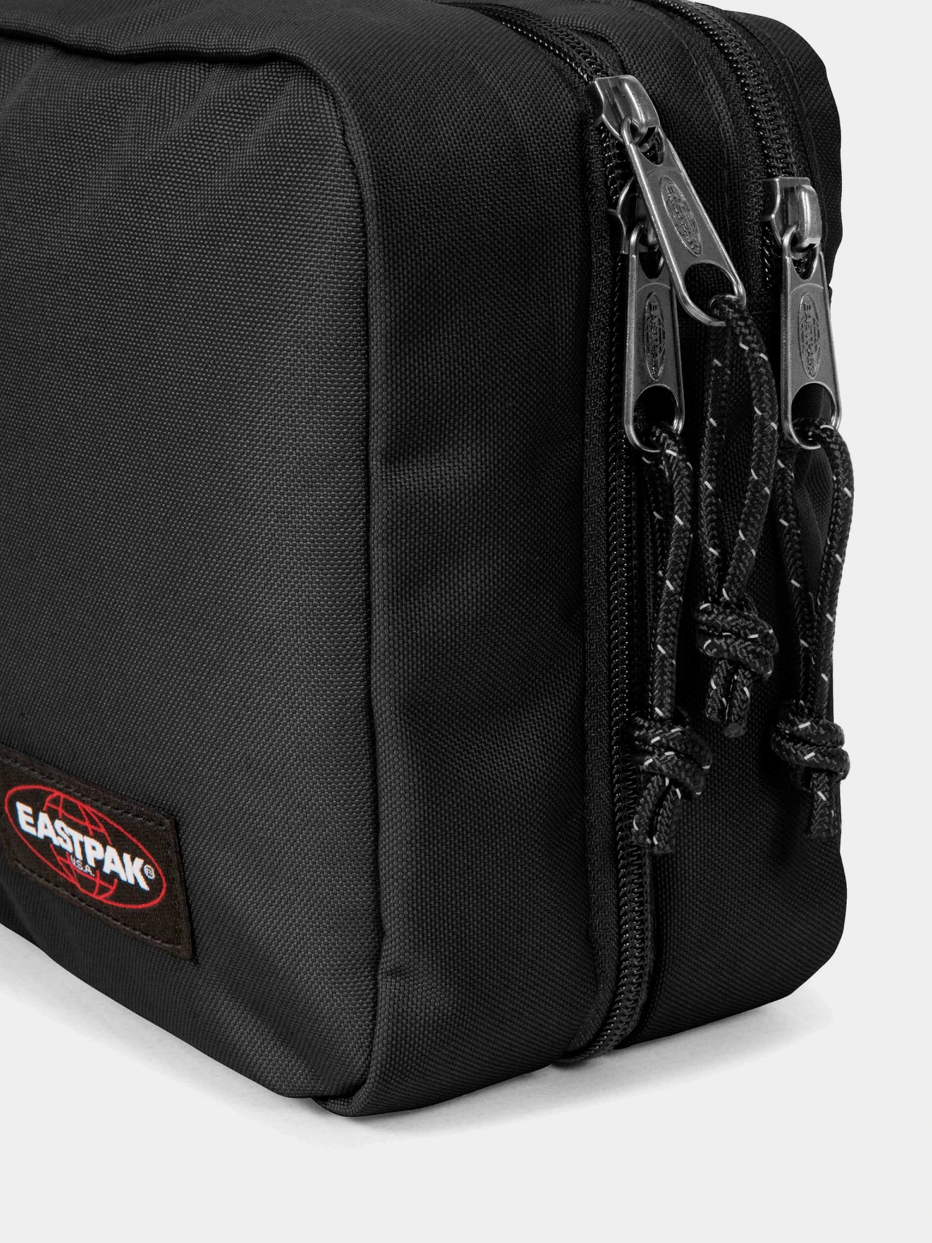 MAVIS Black EastPak модель EK00088E0081 MAVIS Black EastPak модель EK00088E0081 Фото