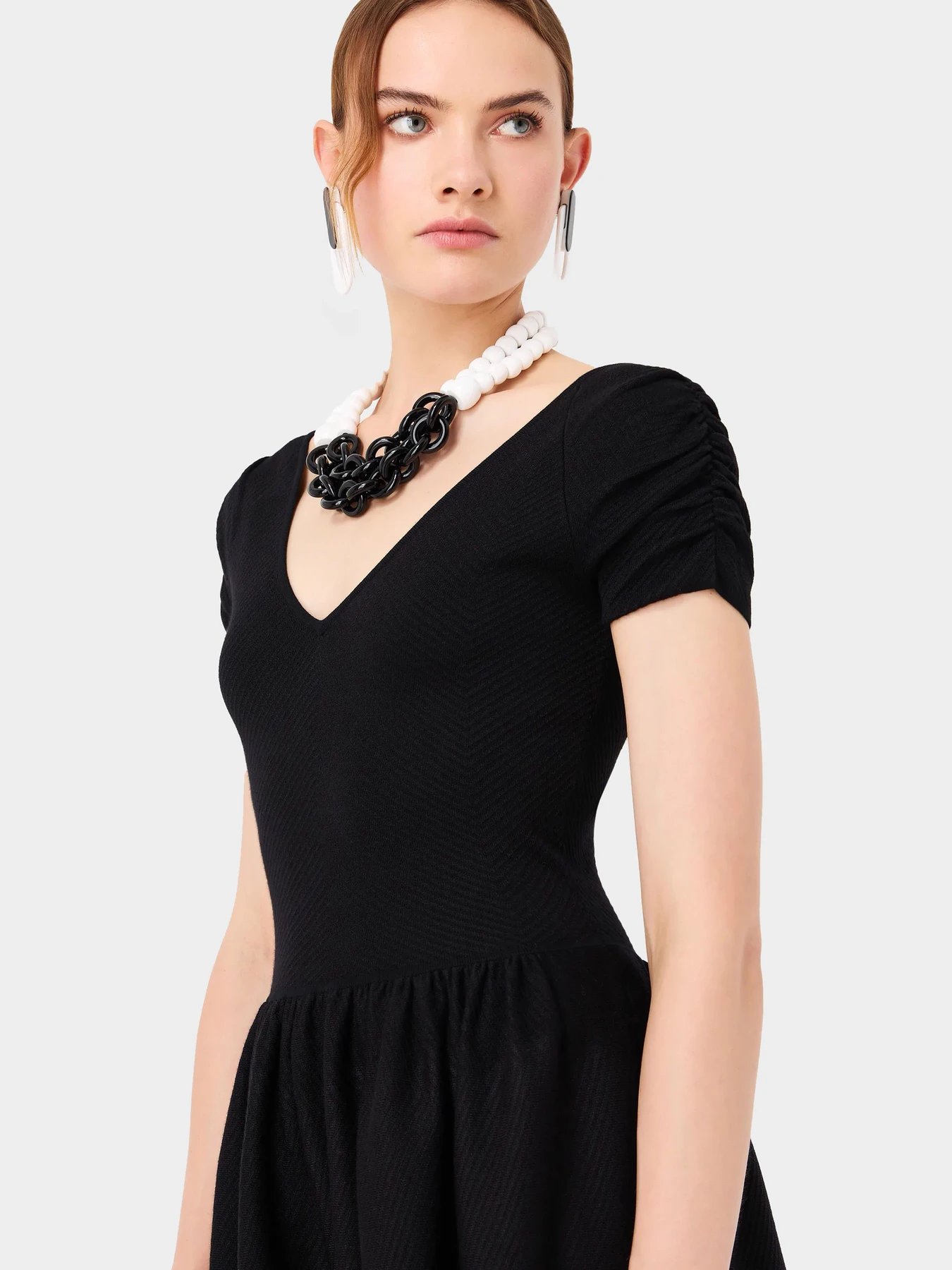 Платья Emporio Armani модель 6R2AYB-2MB3Z-0999 Платья Emporio Armani модель 6R2AYB-2MB3Z-0999 Фото