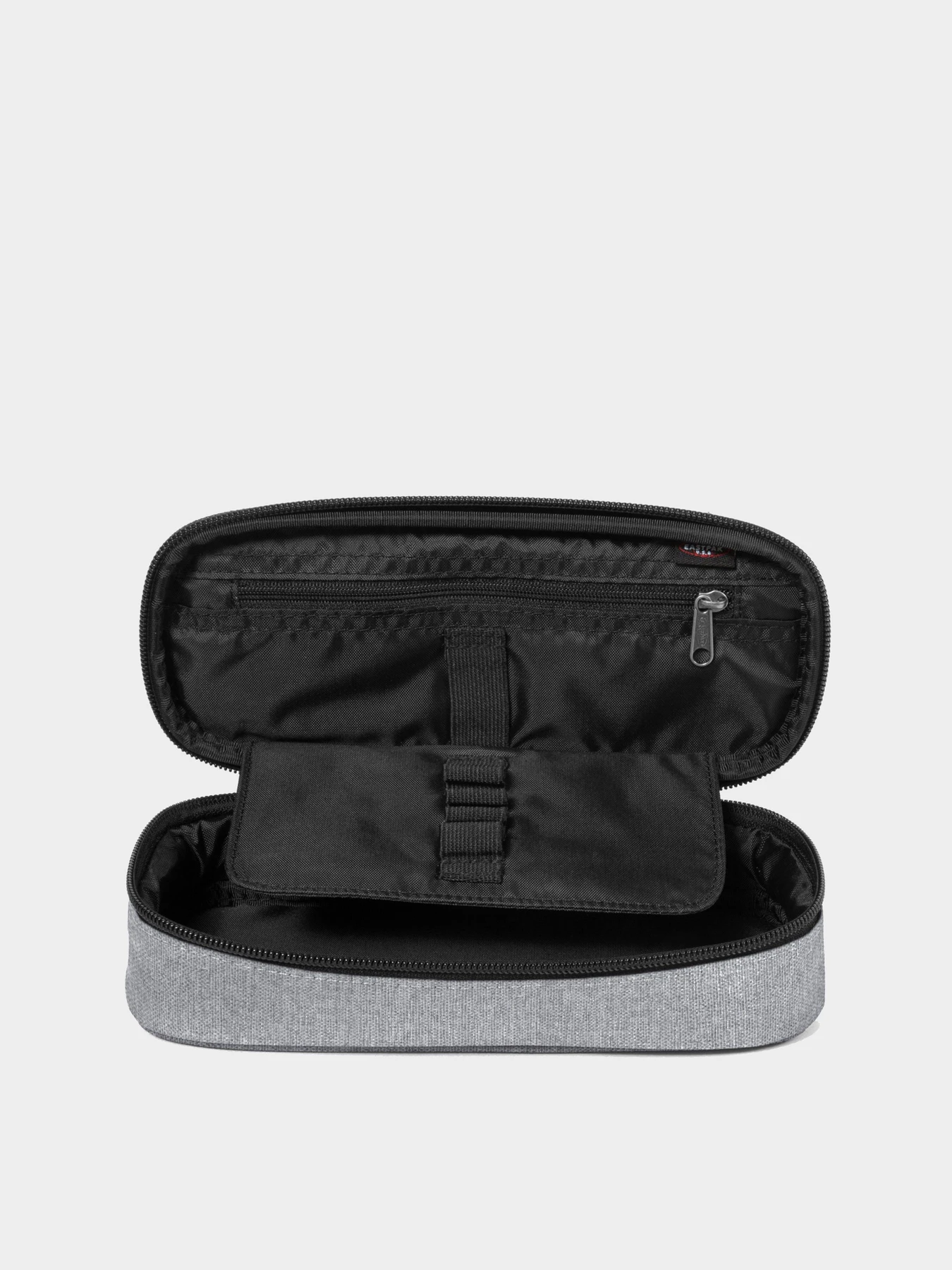 OVAL SINGLE Sunday Grey EastPak модель EK0007173631 OVAL SINGLE Sunday Grey EastPak модель EK0007173631 Фото