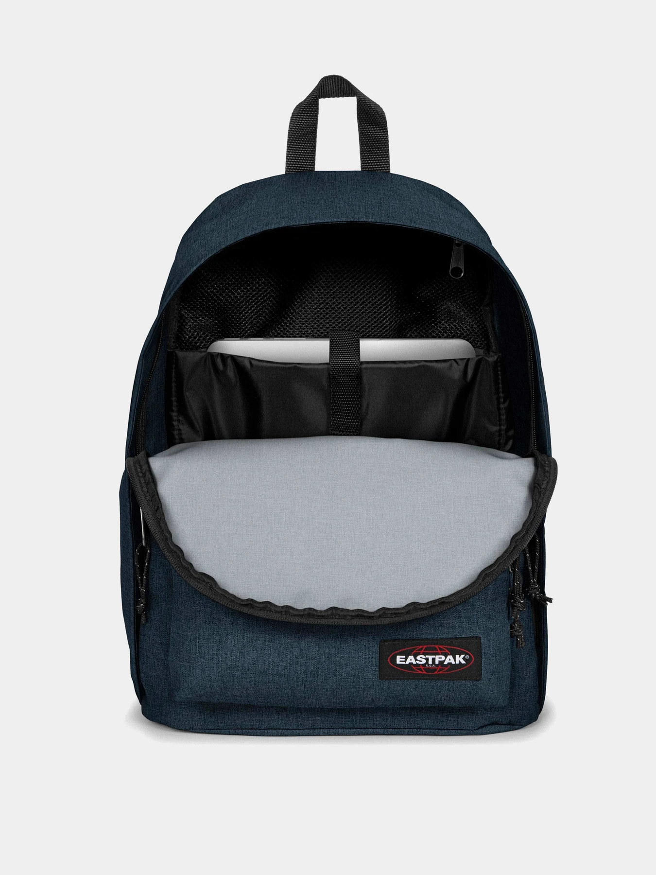 Рюкзаки EastPak модель EK0A5BBJ26W1 Рюкзаки EastPak модель EK0A5BBJ26W1 Фото