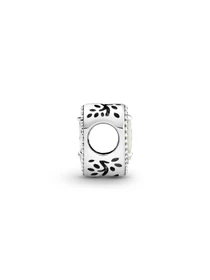 Классические PANDORA Moments модель 799413C01 Фото