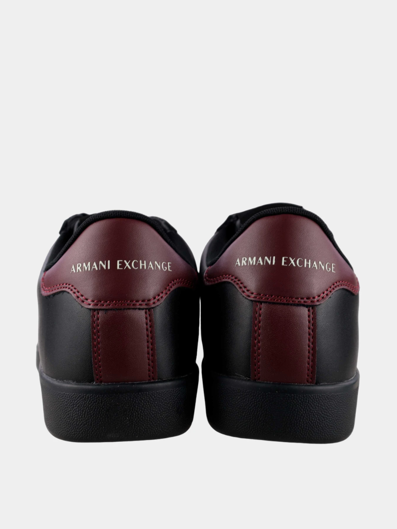 Кроссовки Armani Exchange модель XUX016-XCC71-T140 Кроссовки Armani Exchange модель XUX016-XCC71-T140 Фото