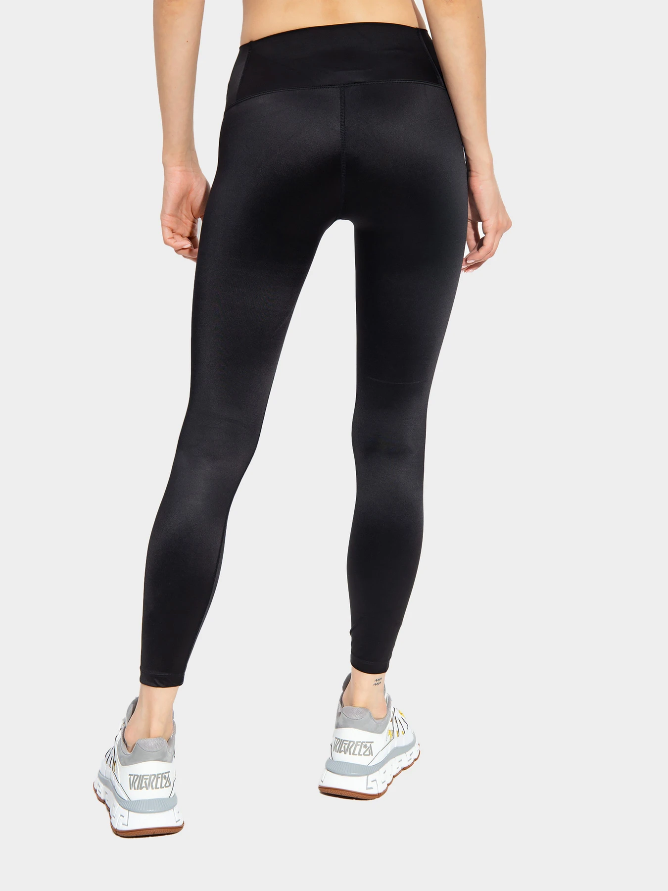 Брюки Emporio Armani модель 164711-3F235-00020 Брюки Emporio Armani модель 164711-3F235-00020 Фото