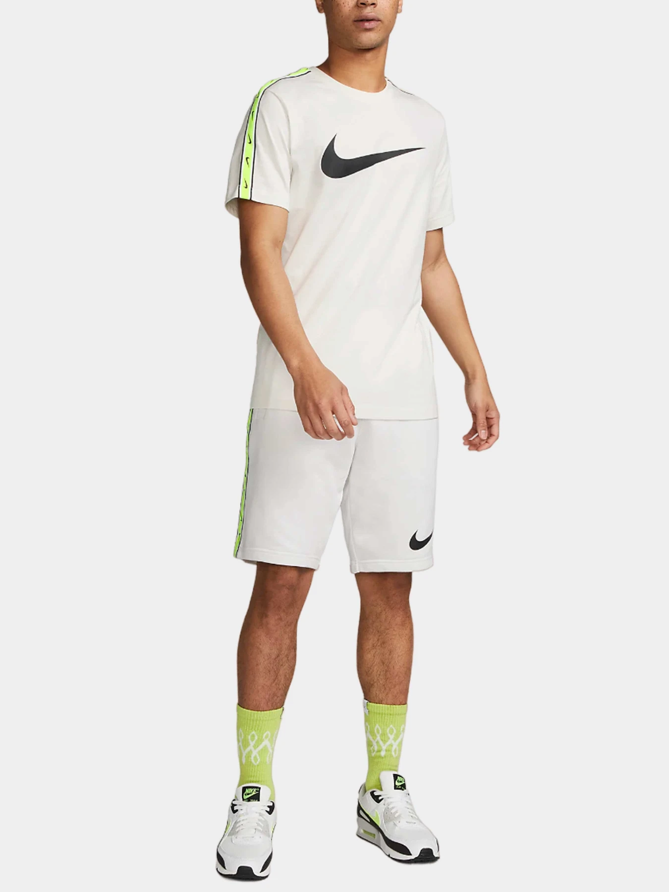 Футболки и поло NIKE модель DX2032-122 Футболки и поло NIKE модель DX2032-122 Фото
