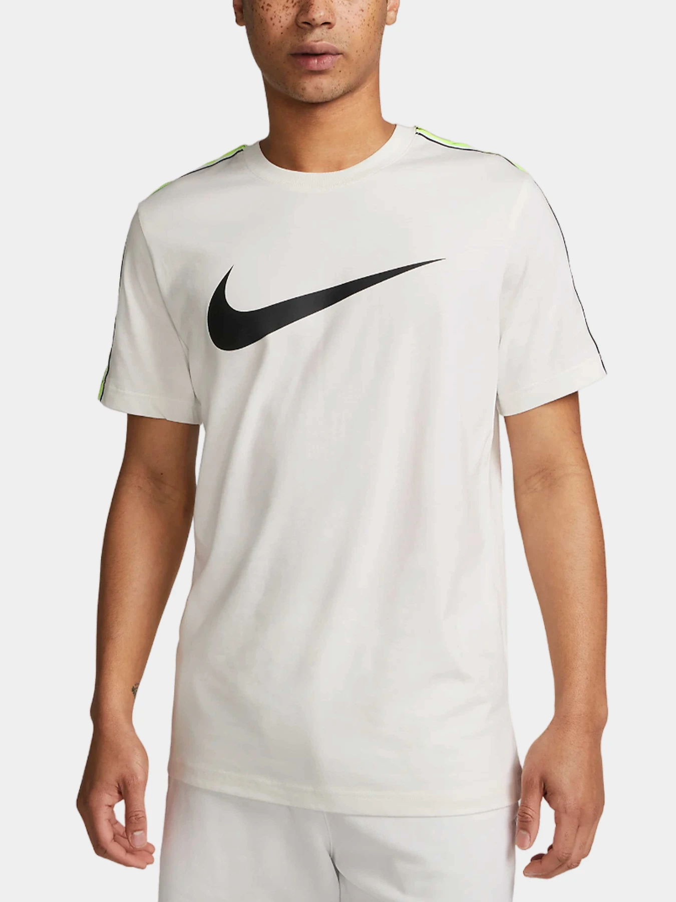 Футболки и поло NIKE модель DX2032-122 Футболки и поло NIKE модель DX2032-122 Фото